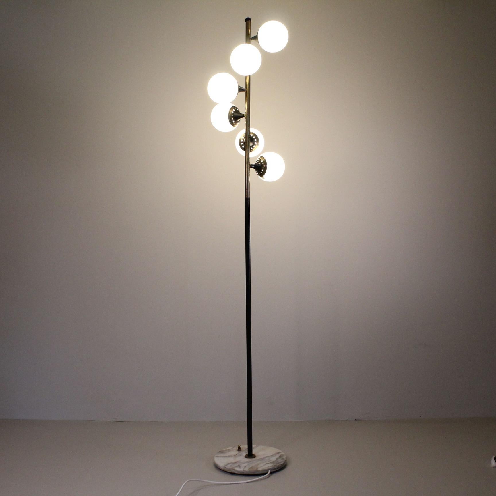 Lámpara de pie en espiral Stilnovo Italian en venta