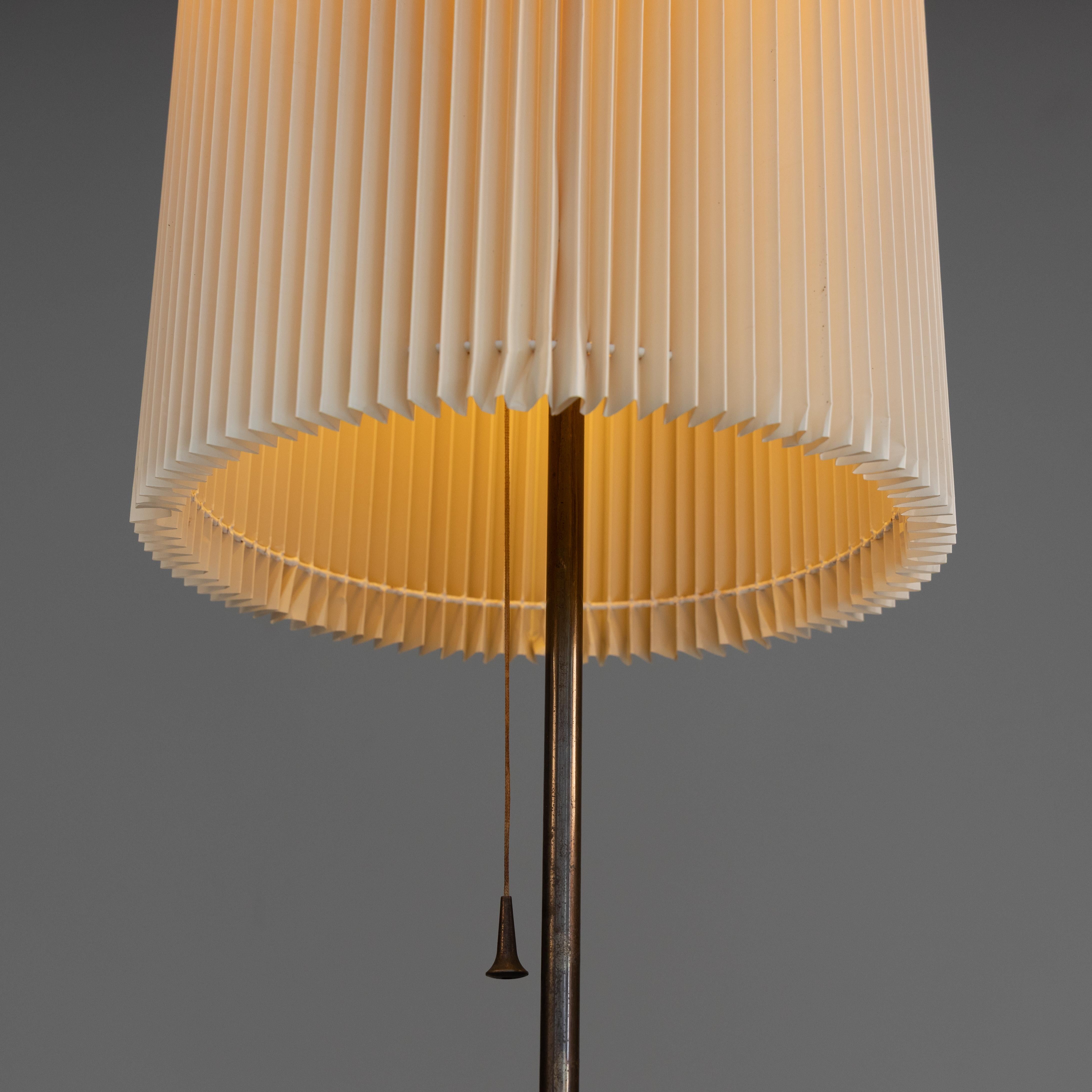 Piantana con cappello in pergamena, Manifattura Italiana, 1950 in vendita 5