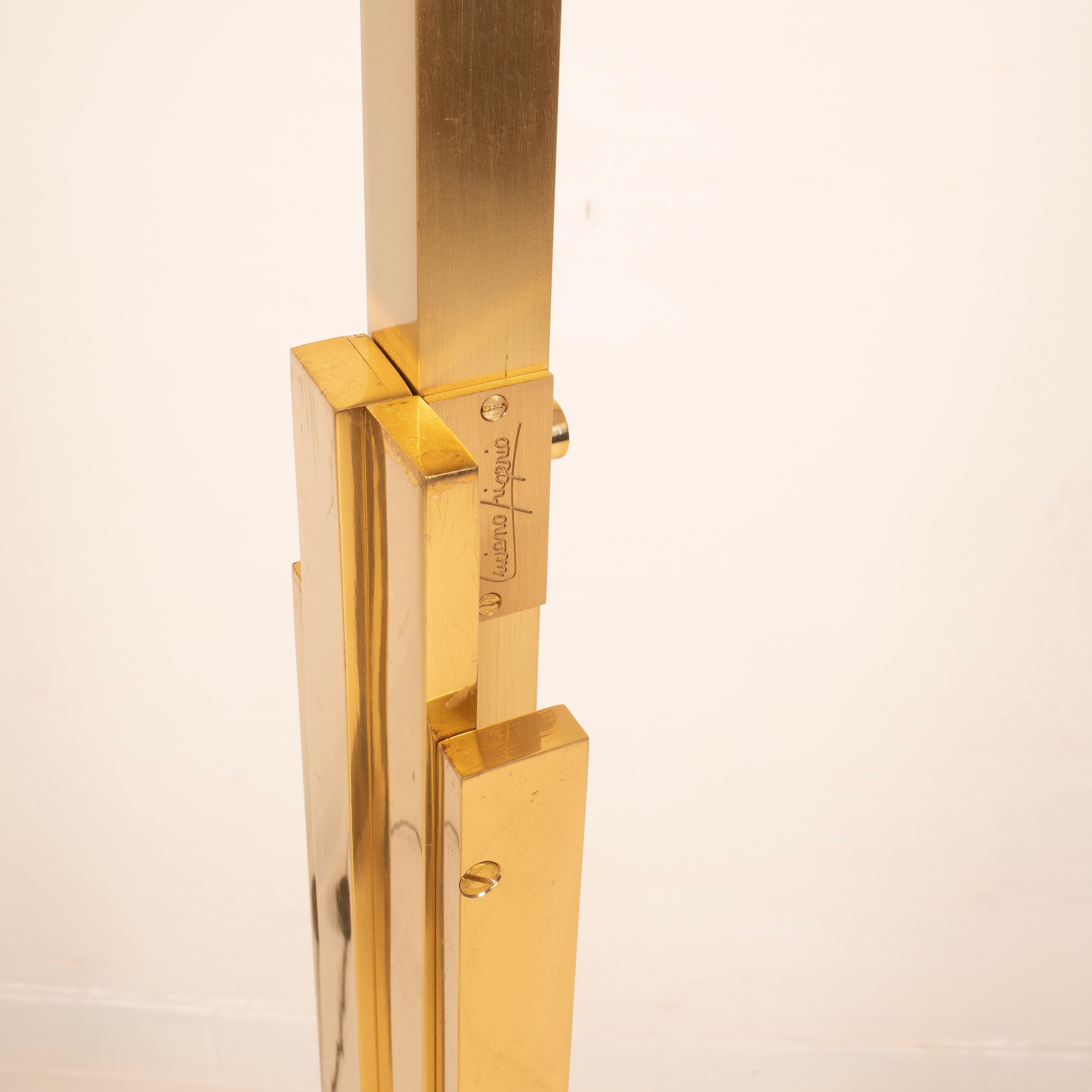 Rare Sculptural Gaetano Brass Floor Lamp by Luciano Frigerio, Italy 1960 in vendita 8
