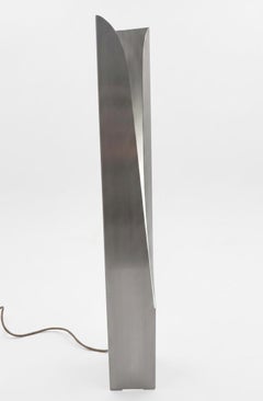 Groin Sculptural Floor Lamp, designed and assembled in Italy by Dario Nasuti