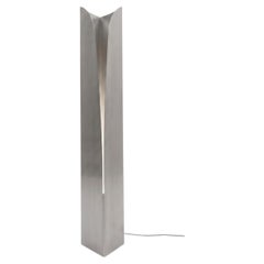 Groin Sculptural Floor Lamp, designed and assembled in Italy by Dario Nasuti