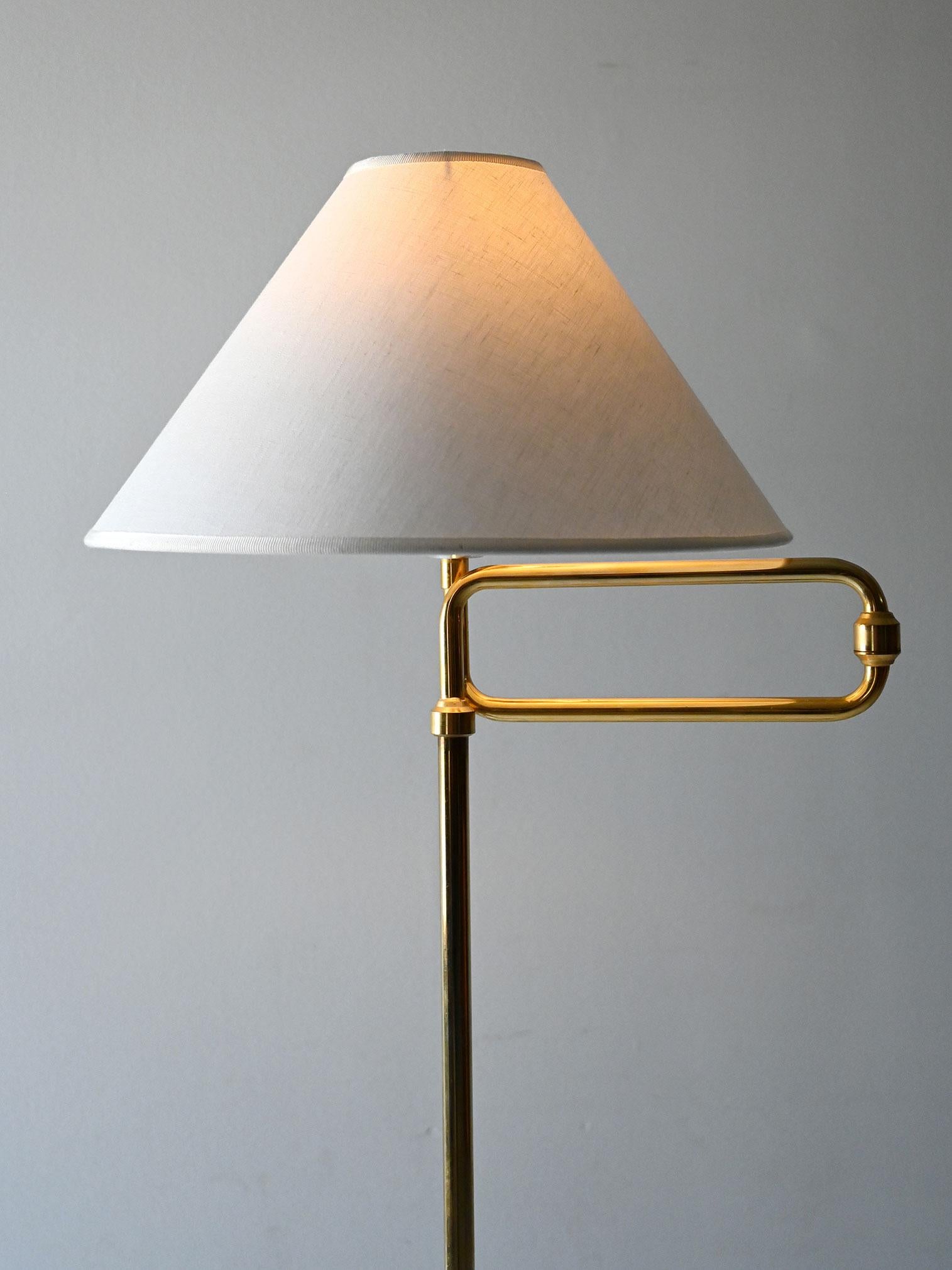 Ottone Piantana scandinava vintage anni 50 in ottone in vendita