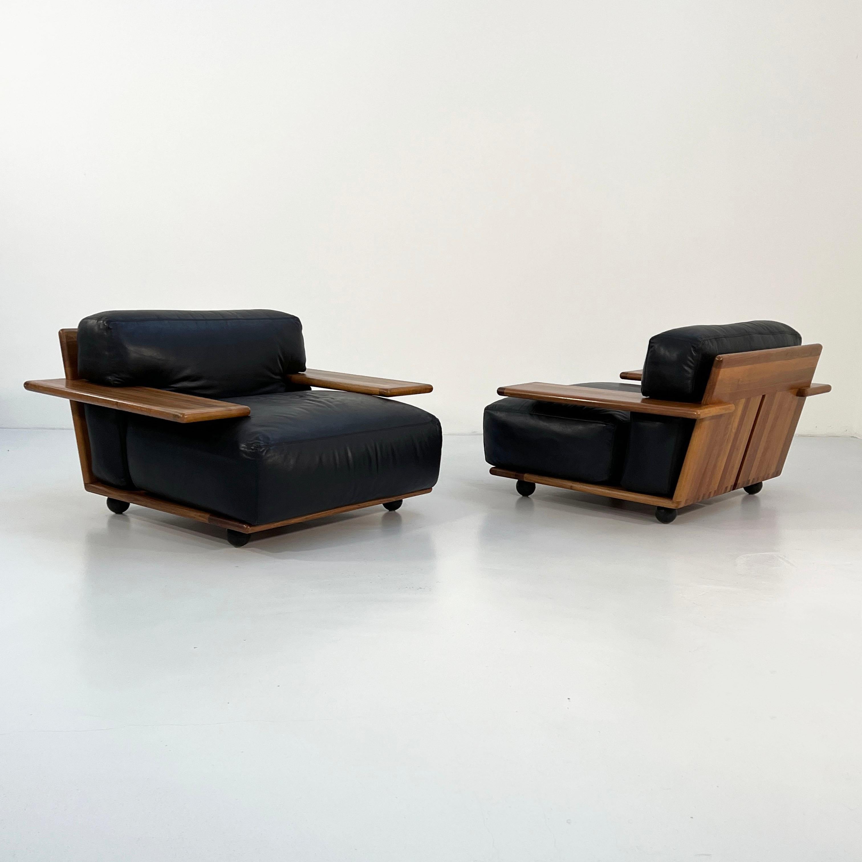 Modern Pianura Armchair in Black Leather by Mario Bellini for Cassina, 1970s For Sale