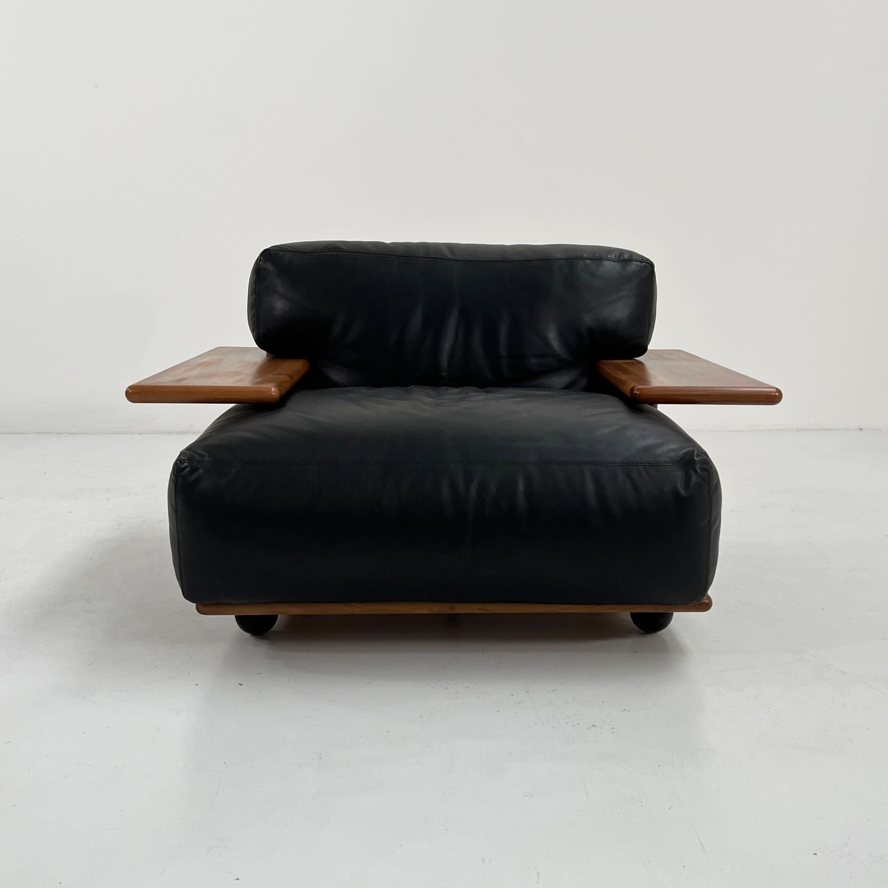 Mid-Century Modern Pianura Armchair in Black Leather by Mario Bellini for Cassina, 1970s For Sale
