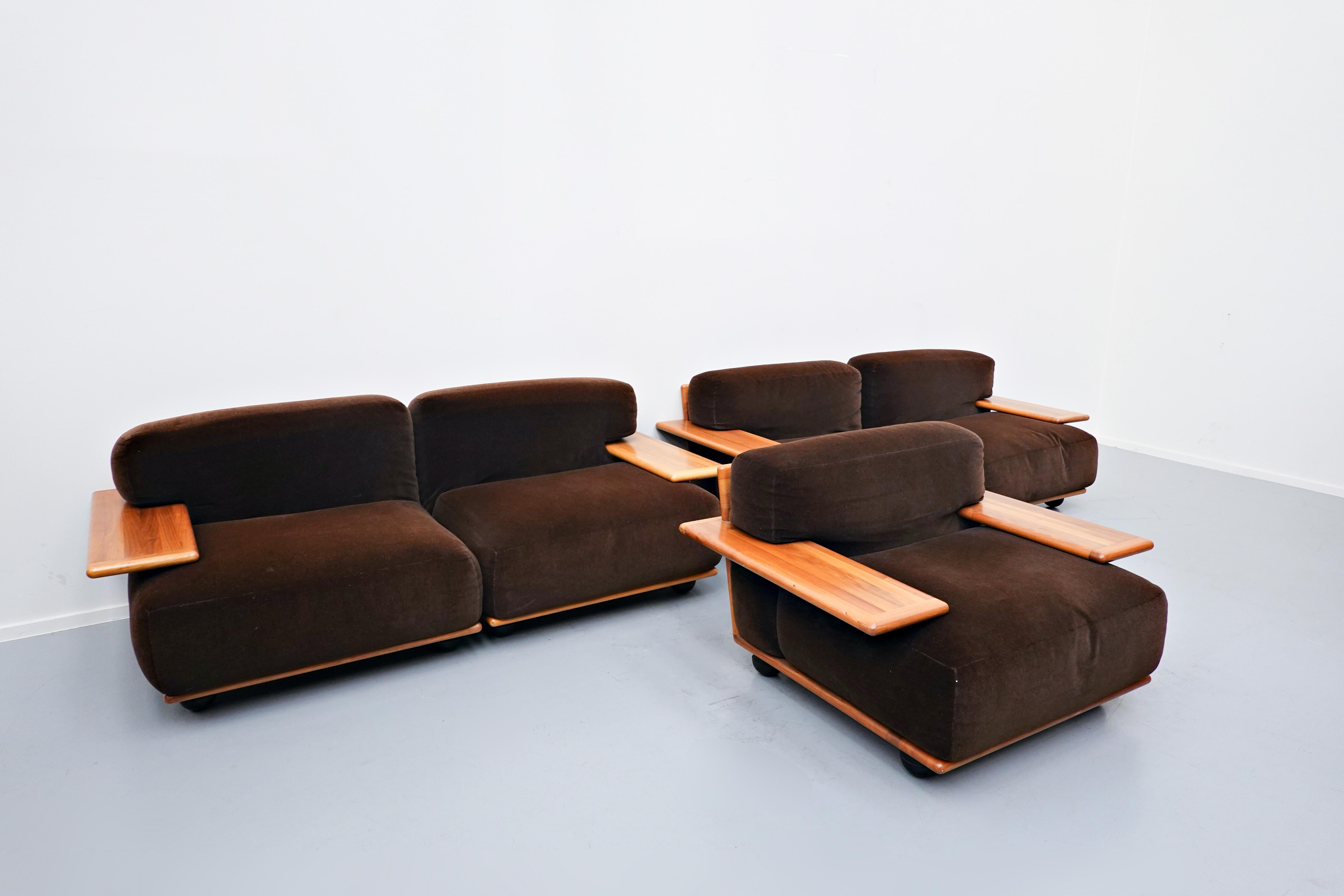 Mid-Century Modern Pianura Sofa by Mario Bellini for Cassina, 1970s '2 available'