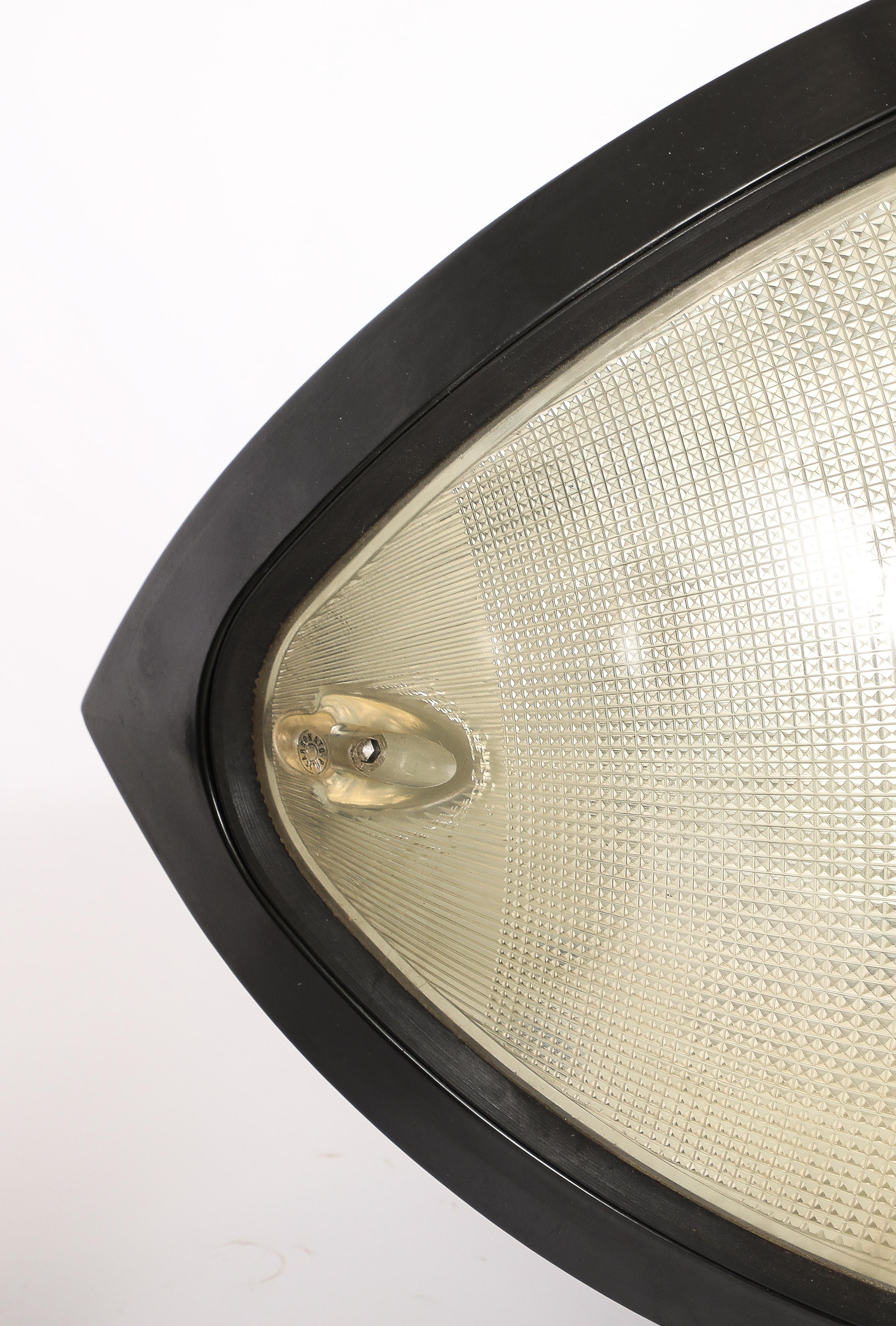 Pair of Industrial 'Totum' Lights for Zerbetto, Italy, 1970's For Sale 10