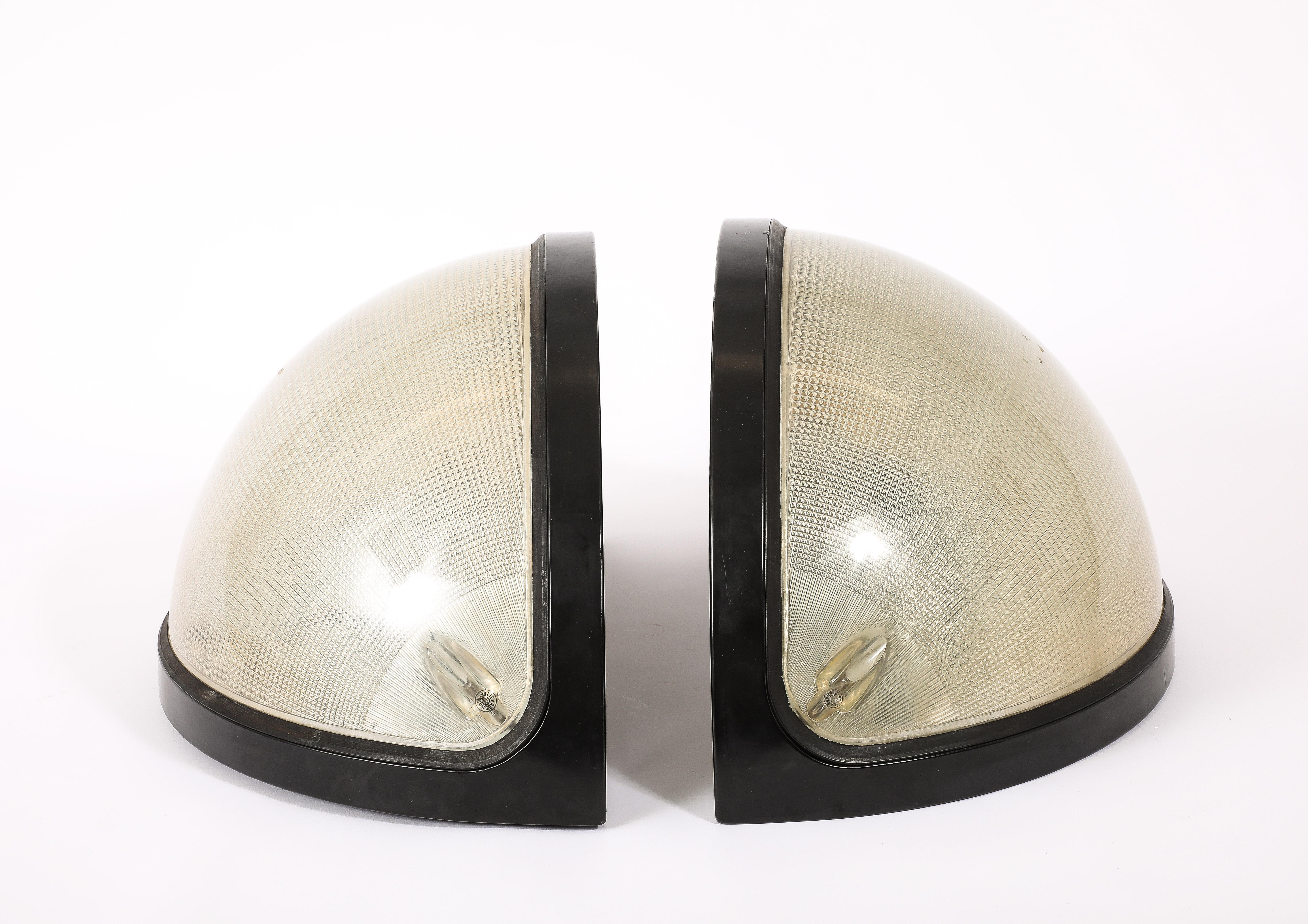 Pair of Industrial 'Totum' Lights for Zerbetto, Italy, 1970's For Sale 11