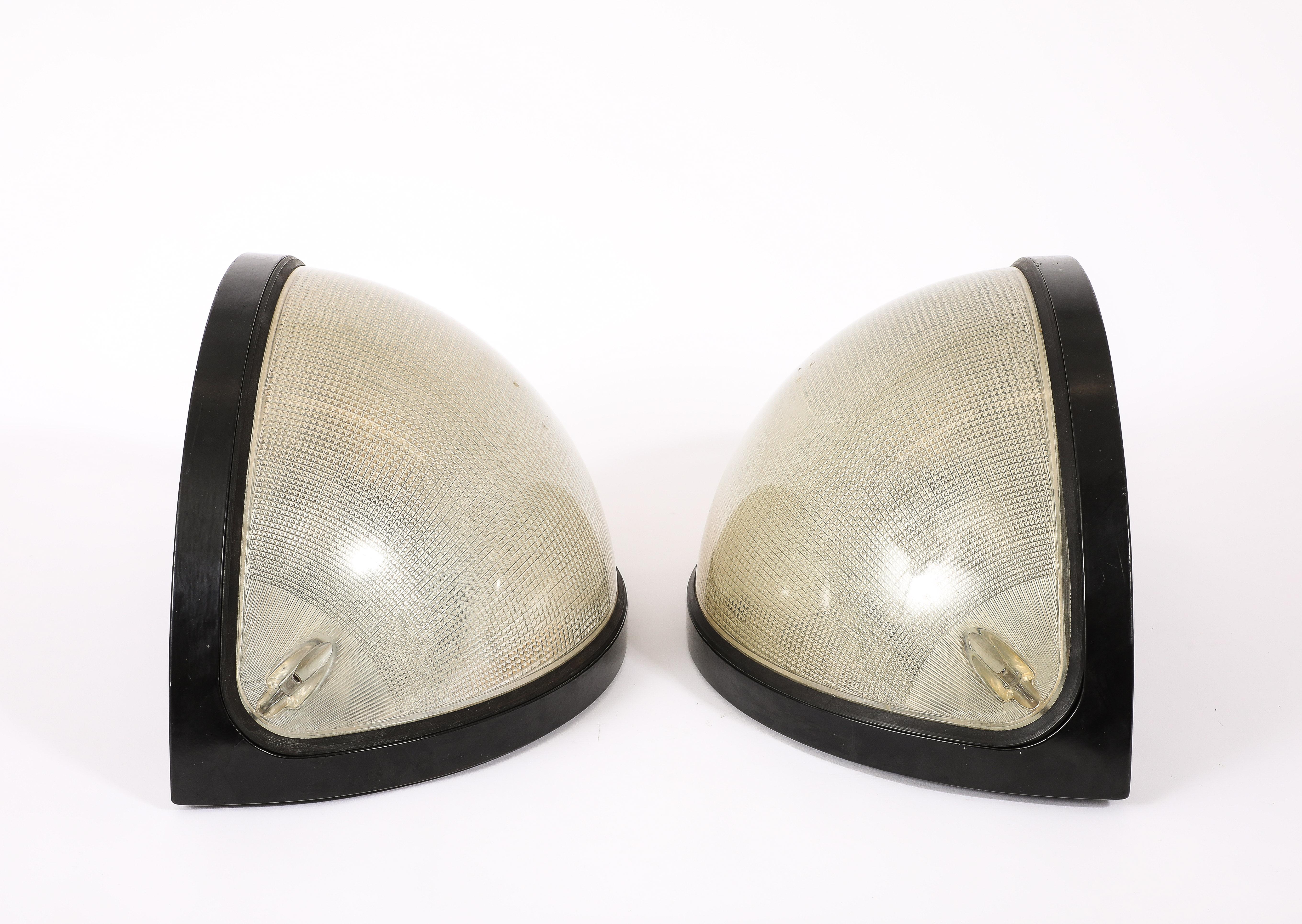 Pair of Industrial 'Totum' Lights for Zerbetto, Italy, 1970's For Sale 13