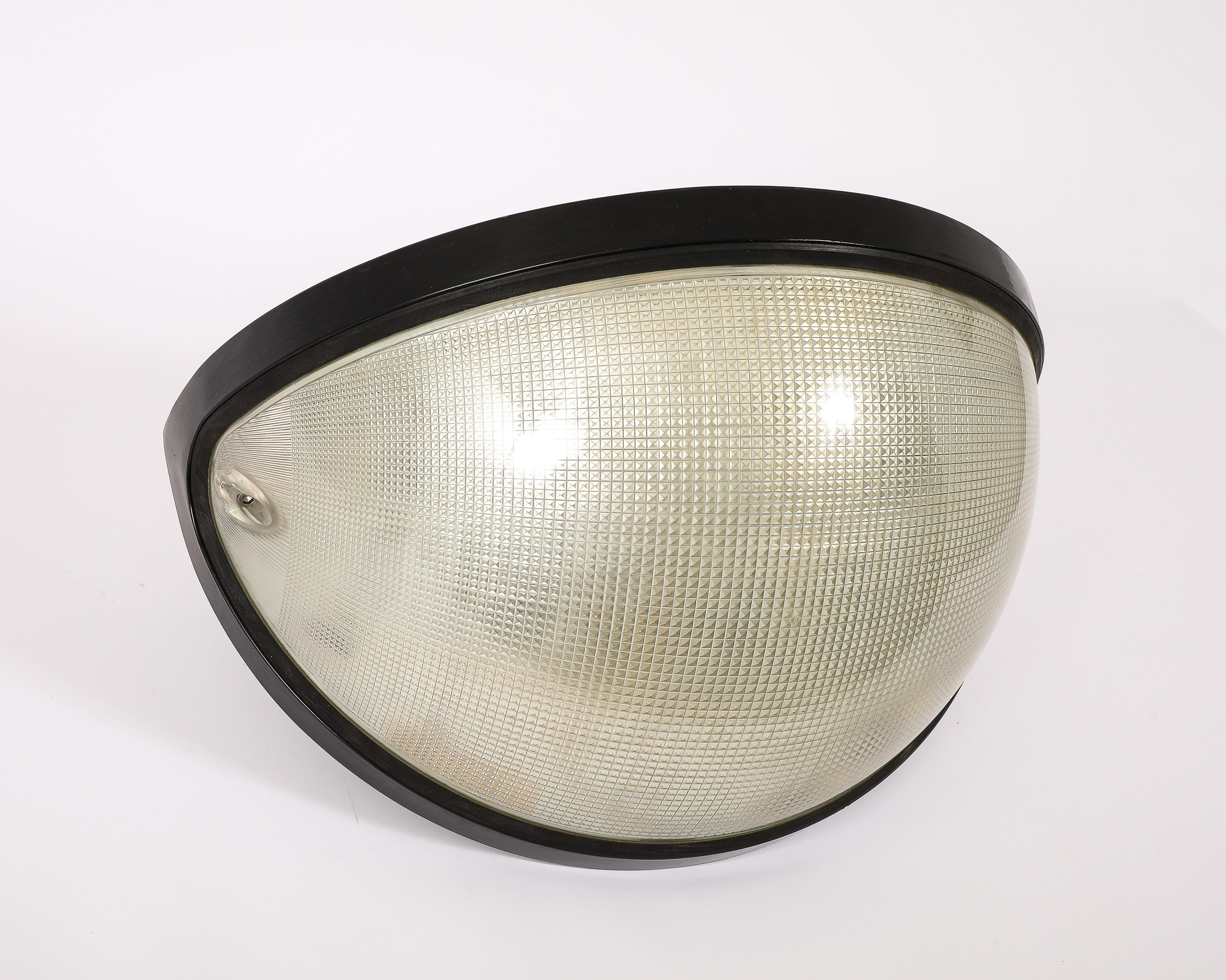 Pair of Industrial 'Totum' Lights for Zerbetto, Italy, 1970's In Good Condition For Sale In New York, NY