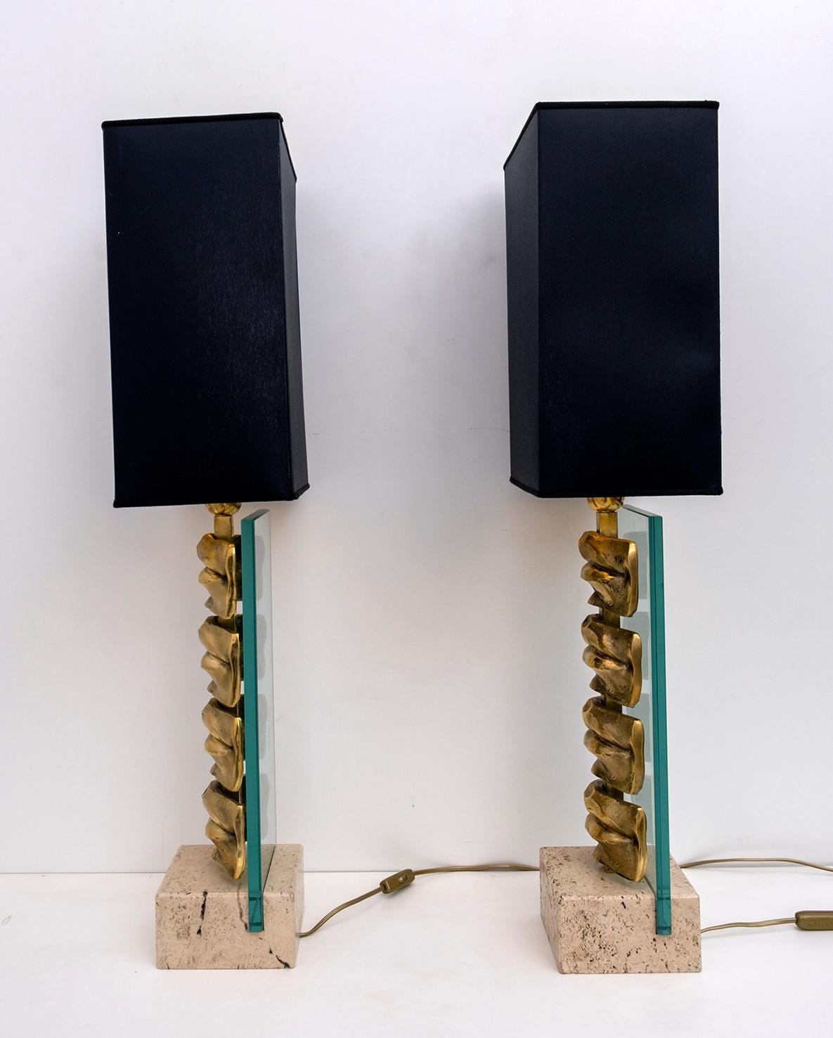 Pair of Modernist Italian Casting Brass Lips Table Lamps In Good Condition In Puglia, Puglia
