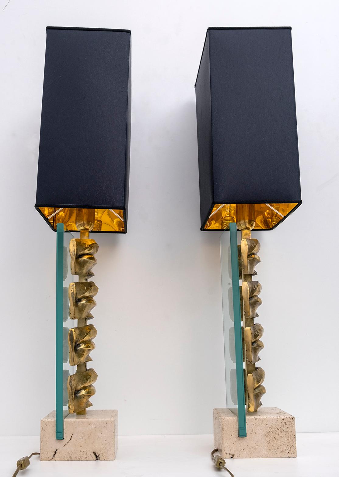 Pair of Modernist Italian Casting Brass Lips Table Lamps For Sale 1