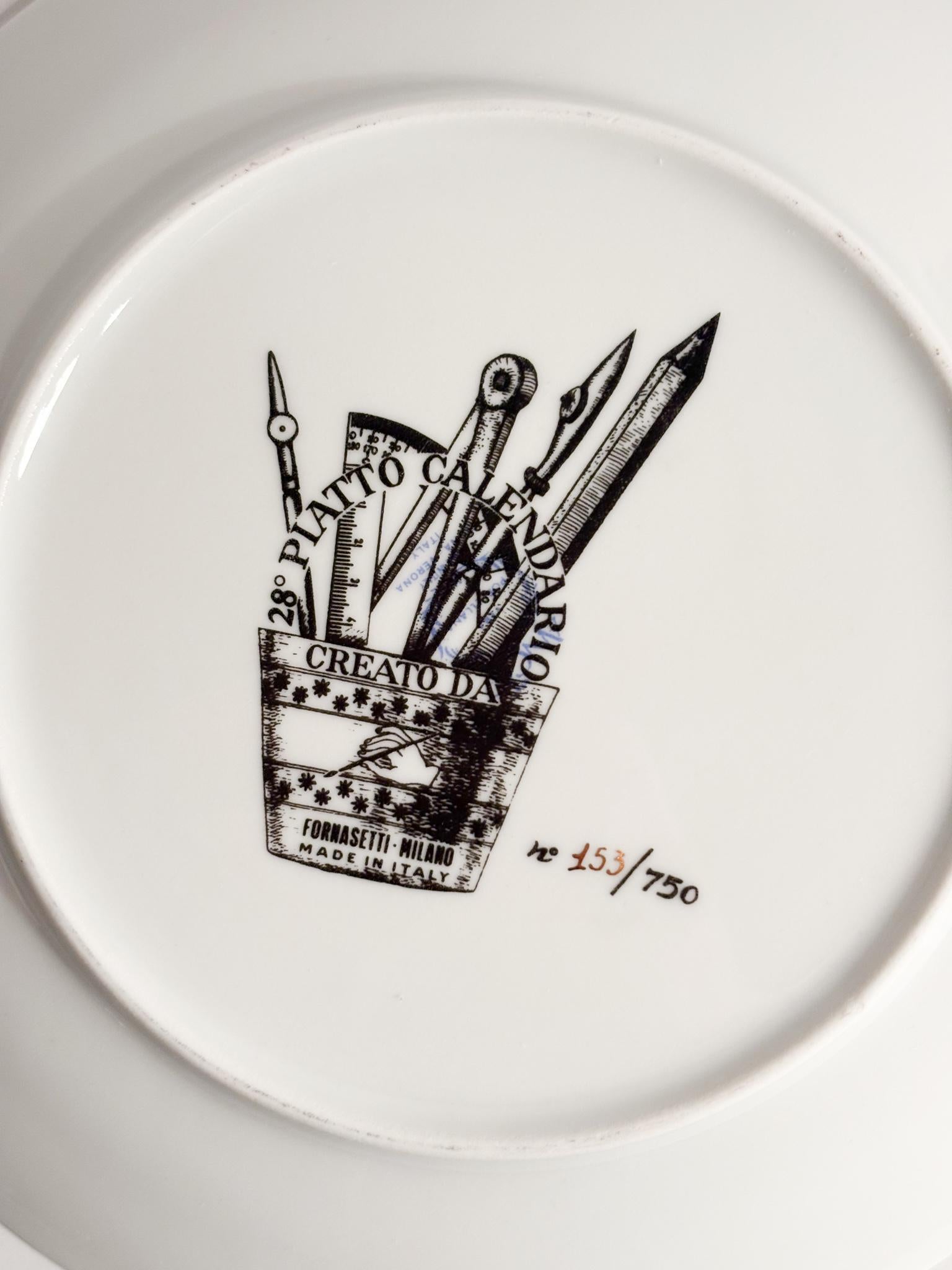 Piatto Calendario in Ceramica di Fornasetti Anni 1995 For Sale 5