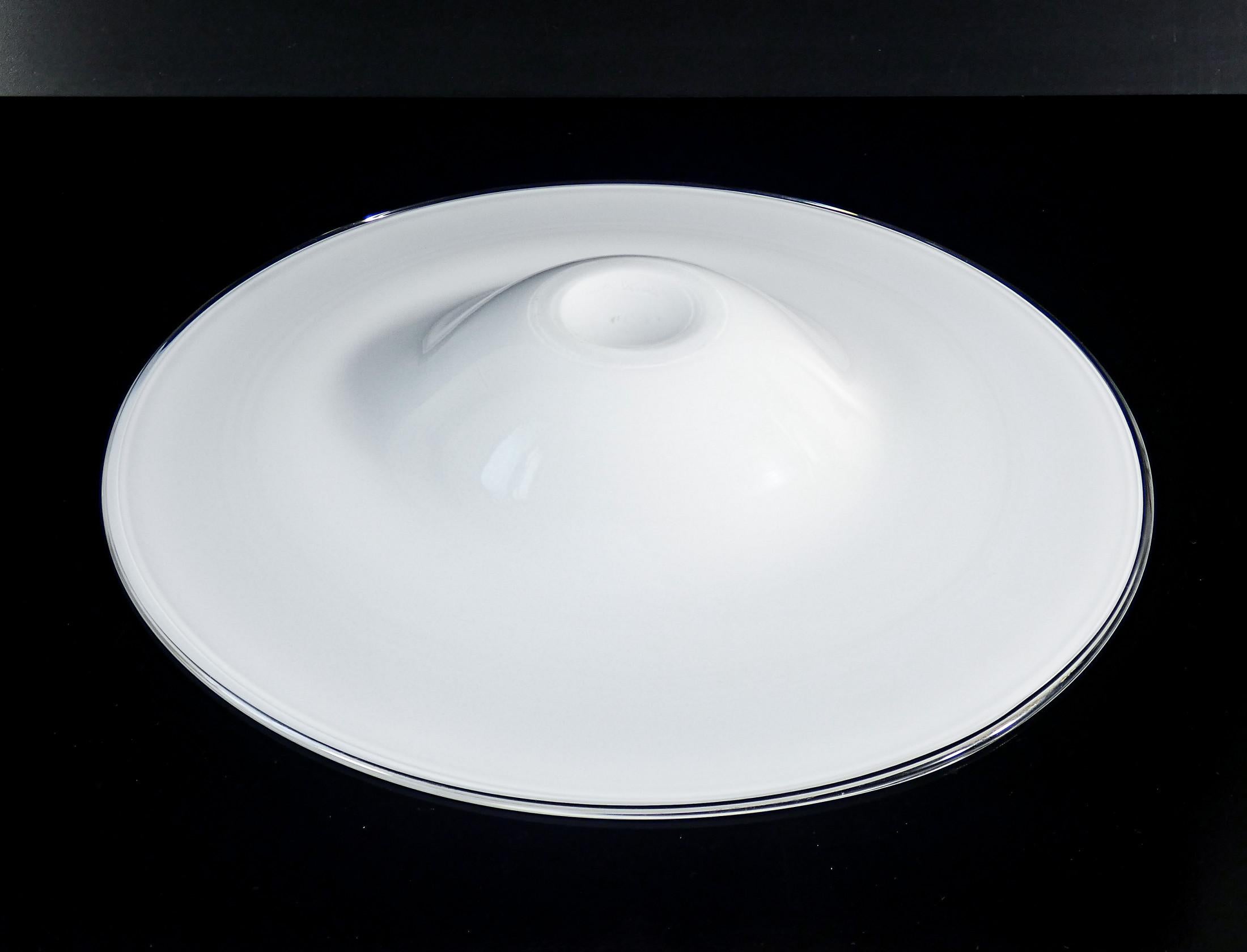 Piatto centrotavola design VEART, in vetro soffiato. Murano im Angebot 1