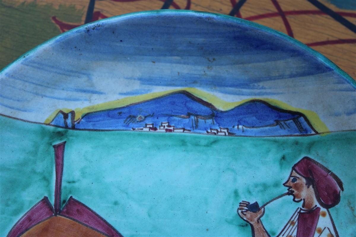 Piatto decorativo C.A.S. Vietri 1950 con decori di barca e pescatori Ischia In condizioni ottime in vendita a Palermo, Sicily