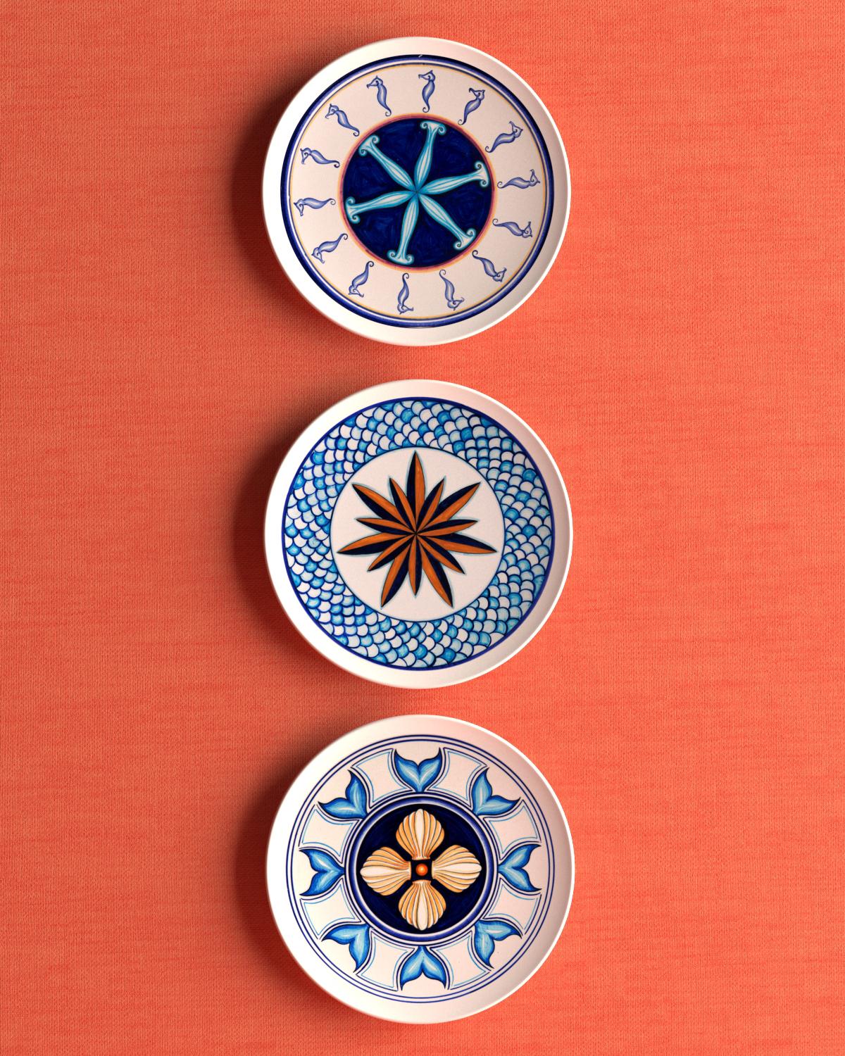 Contemporain Assiette décorative en céramique peinte à la main en Sicile - 