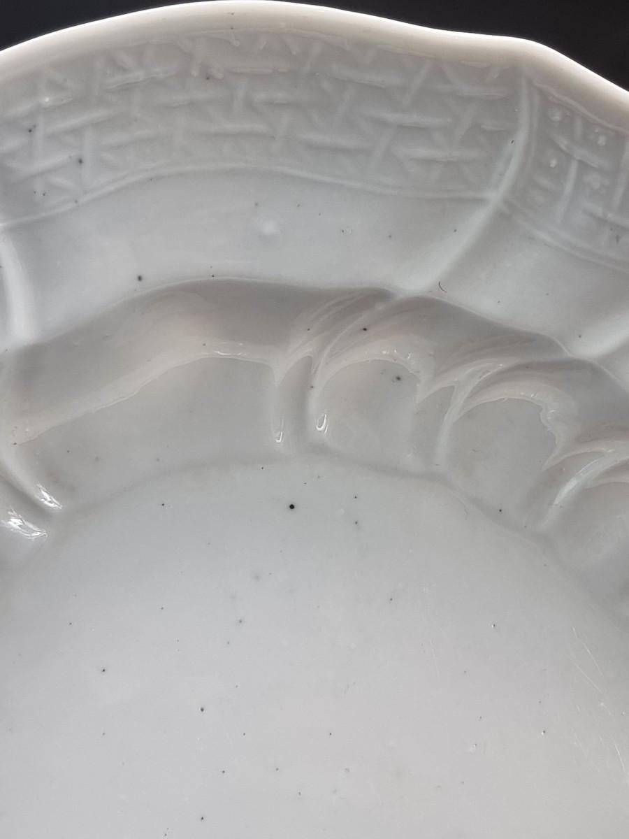 European Piatto fondina in porcellana Meissen, motivo Neu Brandenstein in vendita