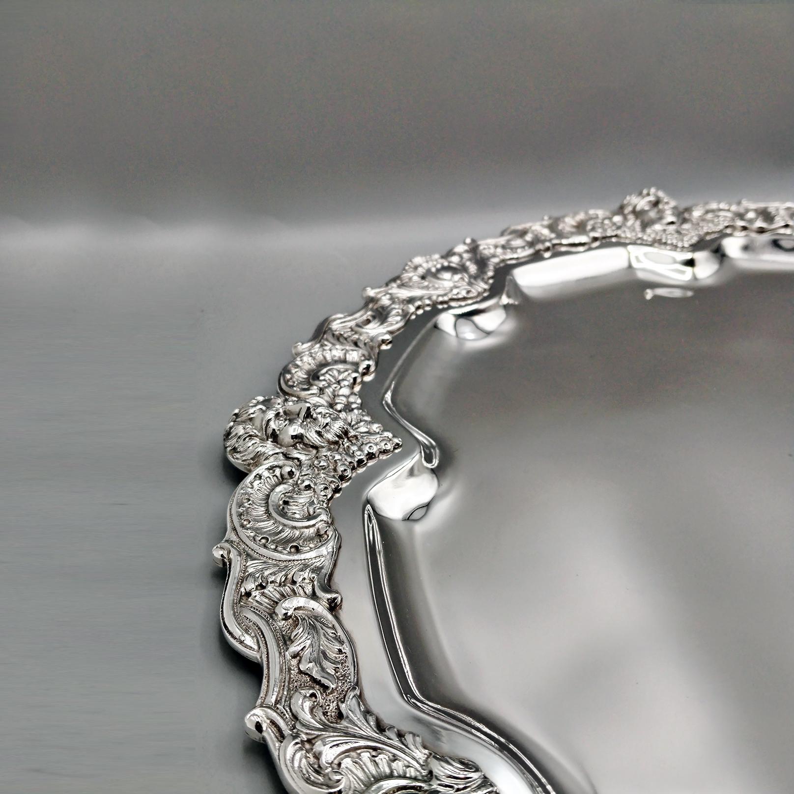 Baroque 20th century Italian plate made of 800 silver in baroque style For Sale