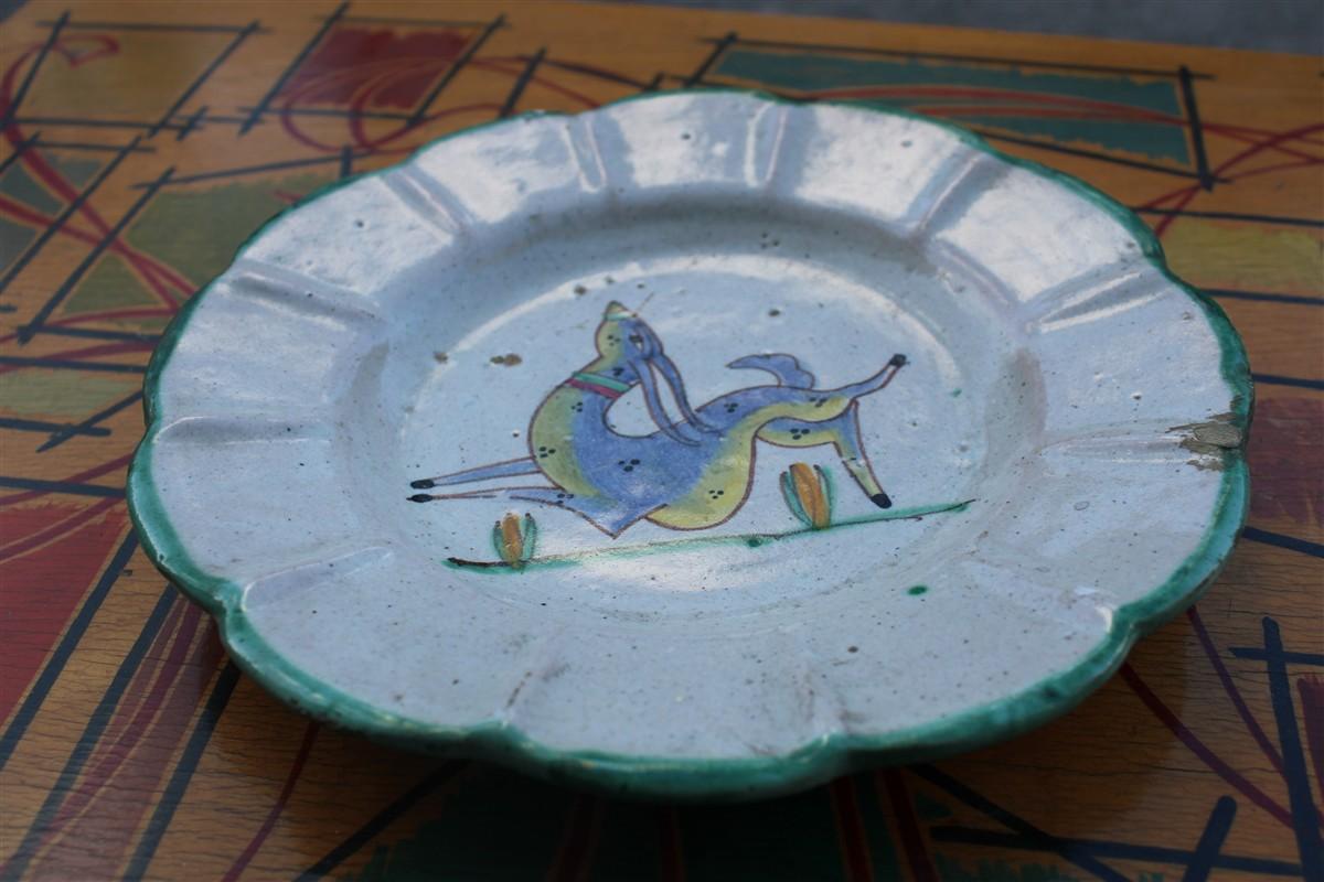 Plato redondo de Vietri 1950 con decoración de Aries Italian en venta