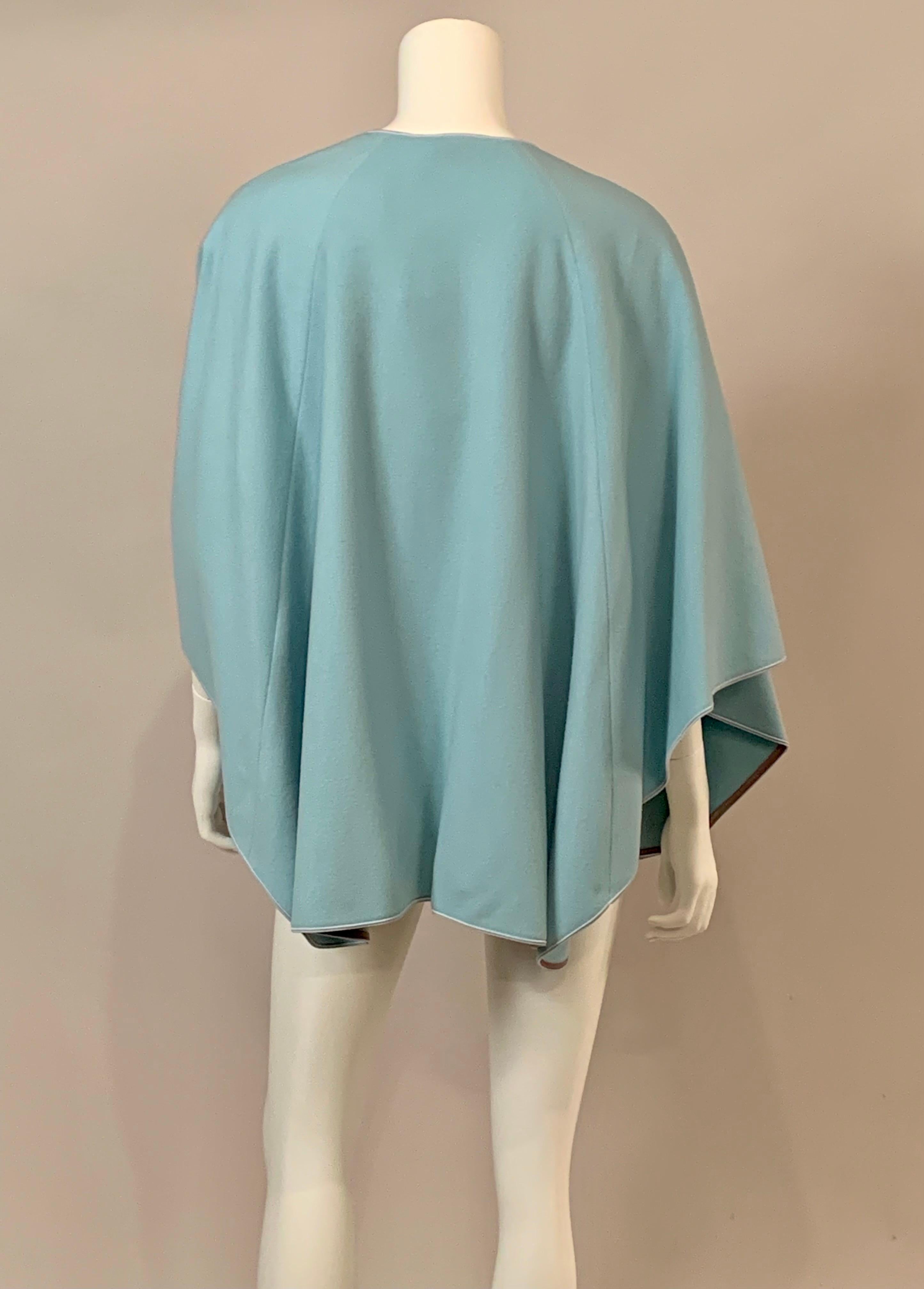 Piazza Sempione Light Blue Cashmere Blend Cape with Original Tags In New Condition For Sale In New Hope, PA
