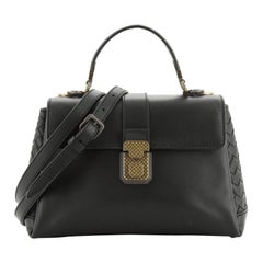 Piazza Top Handle Tasche aus Leder mit Intrecciato-Detail Klein