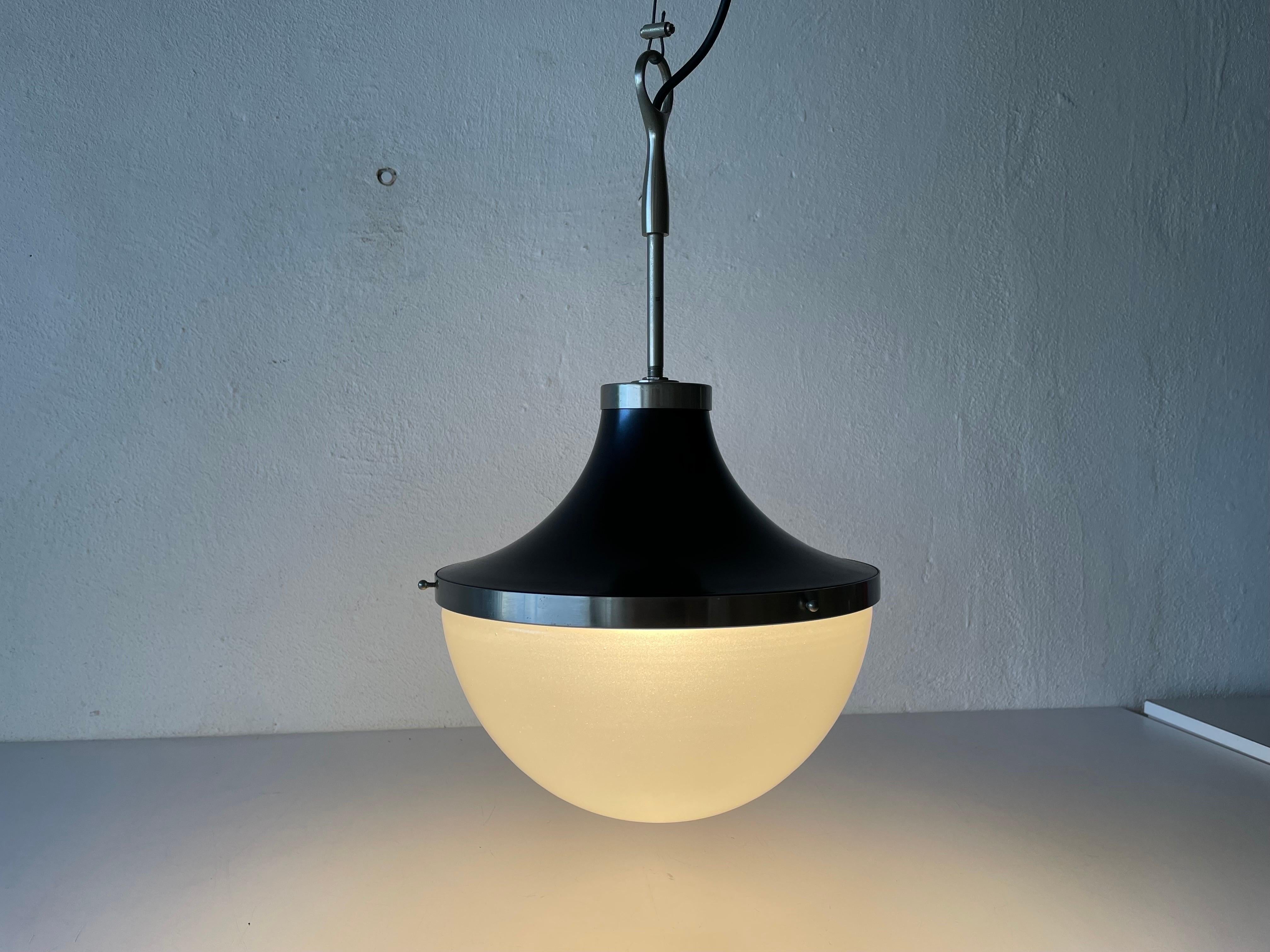 Picaro Model Suspension Light by Sergio Mazza for Artemide, 1960s, Italy For Sale 3