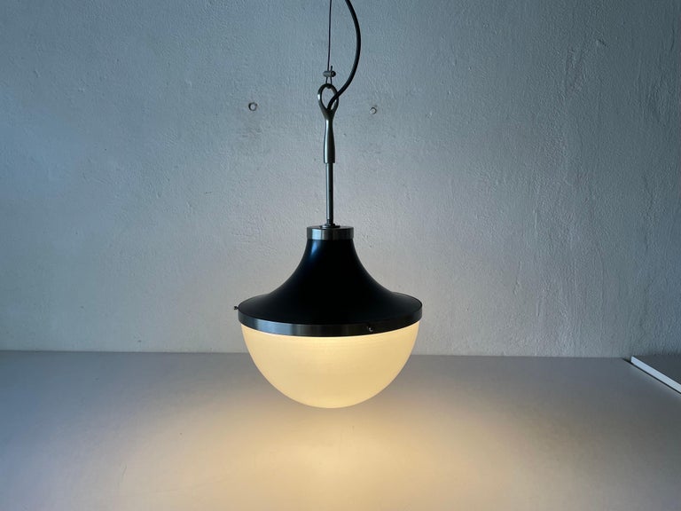 Picaro Model Suspension Light by Sergio Mazza for Artemide, 1960s, Italy For Sale 6