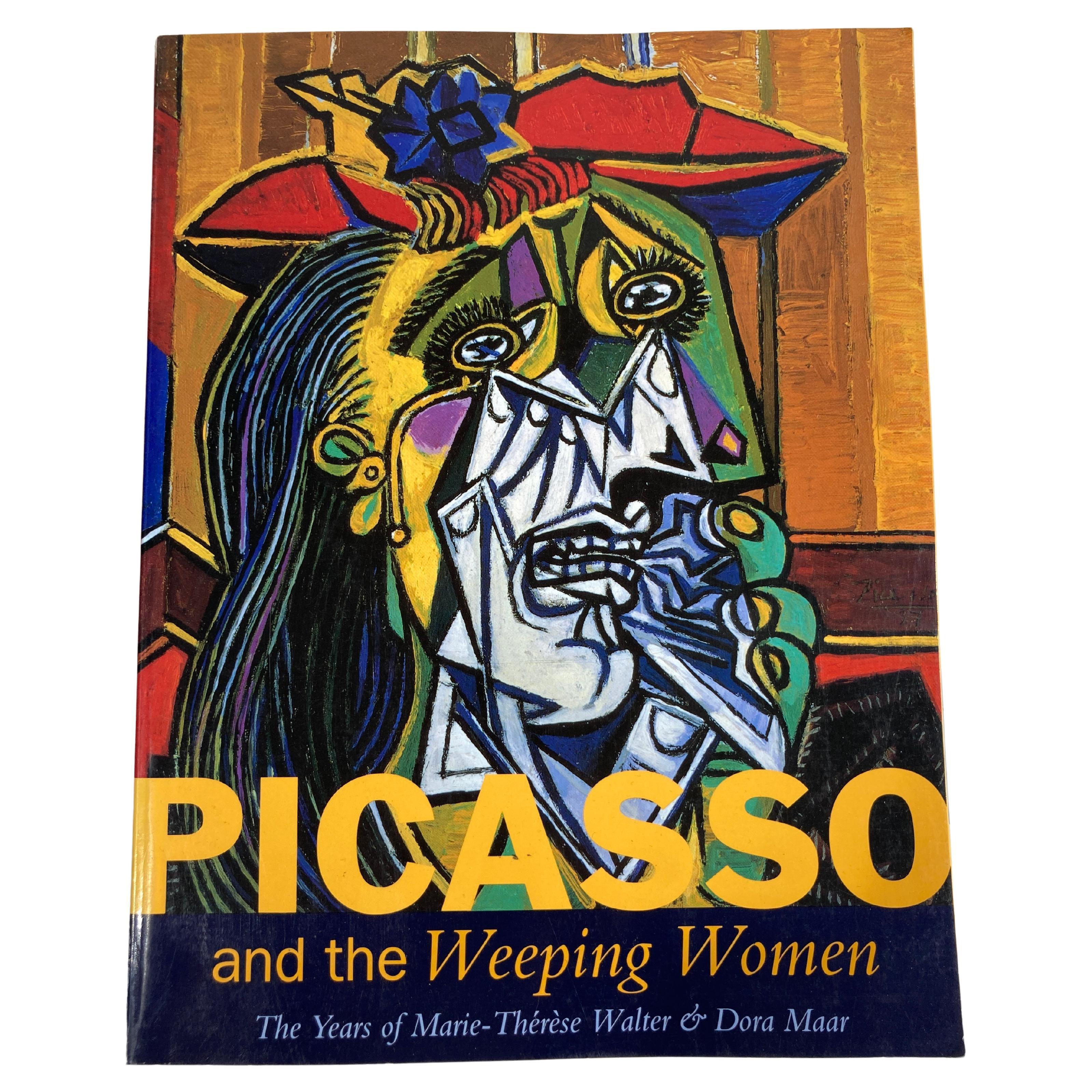Picasso et les pleureuses, les années de Marie-Thérèse et Dora Maar Livre d'art par Judi Freeman.
Dans un livre qui examine le puissant corpus d'œuvres dans lequel Picasso a développé son puissant et déchirant motif de la femme en pleurs, le texte