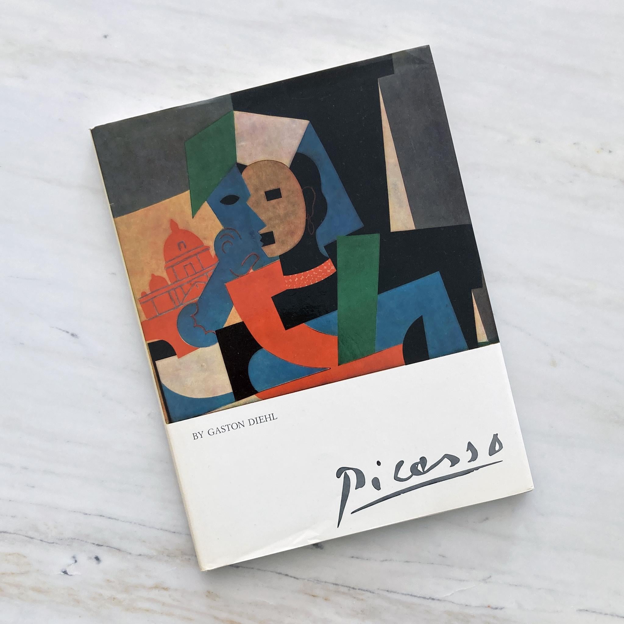 Livre relié d'illustrations et de peintures de Picasso par Gaston Diehl, Bonfini Press 1977, imprimé en Italie. Texte en anglais.

Ce livre explore les nombreux éléments qui ont contribué à la brillante œuvre de Picasso. Gaston Diehl, critique d'art