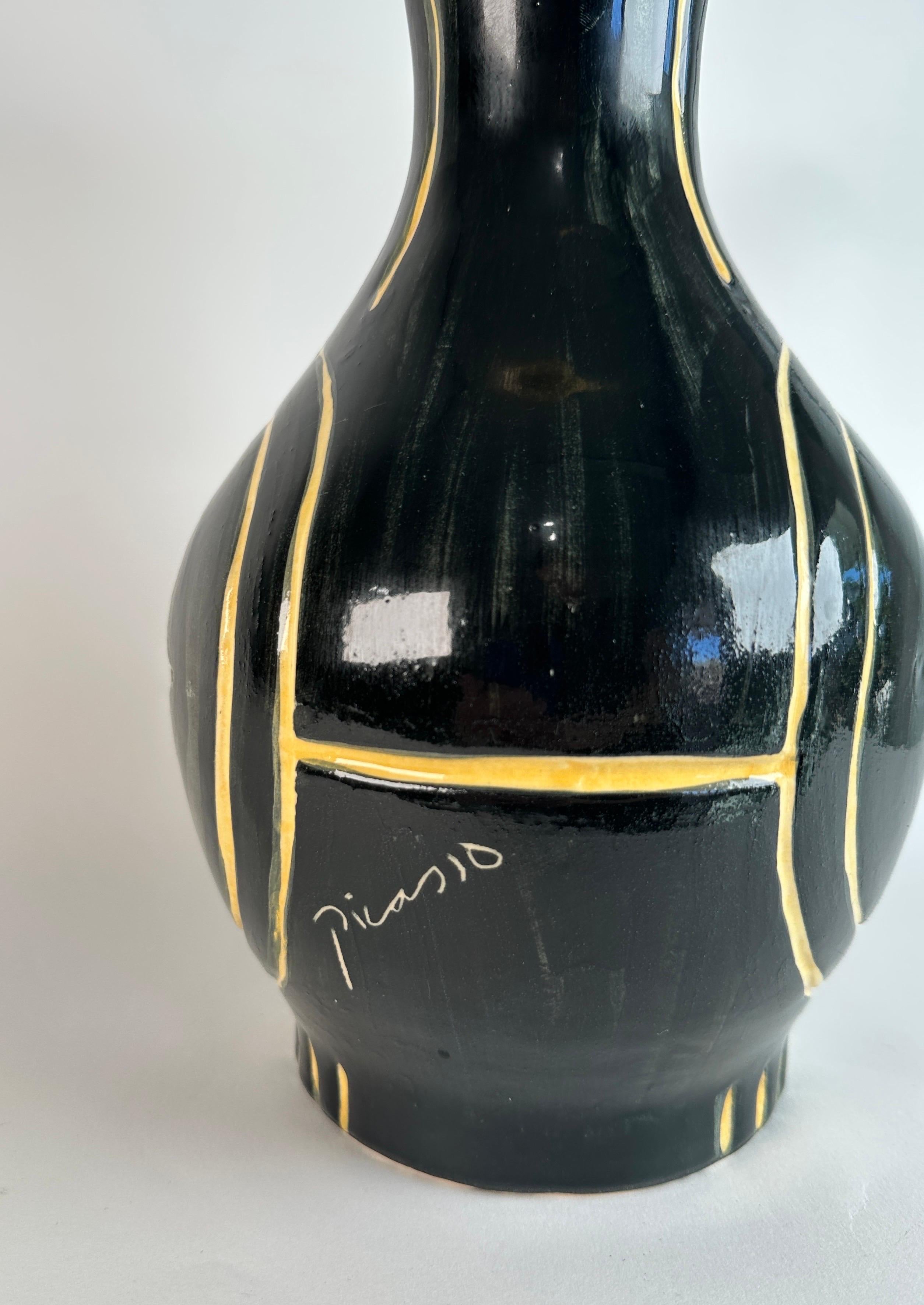 Vaso in ceramica Picasso, edizione timbrata da Padilla in vendita 1