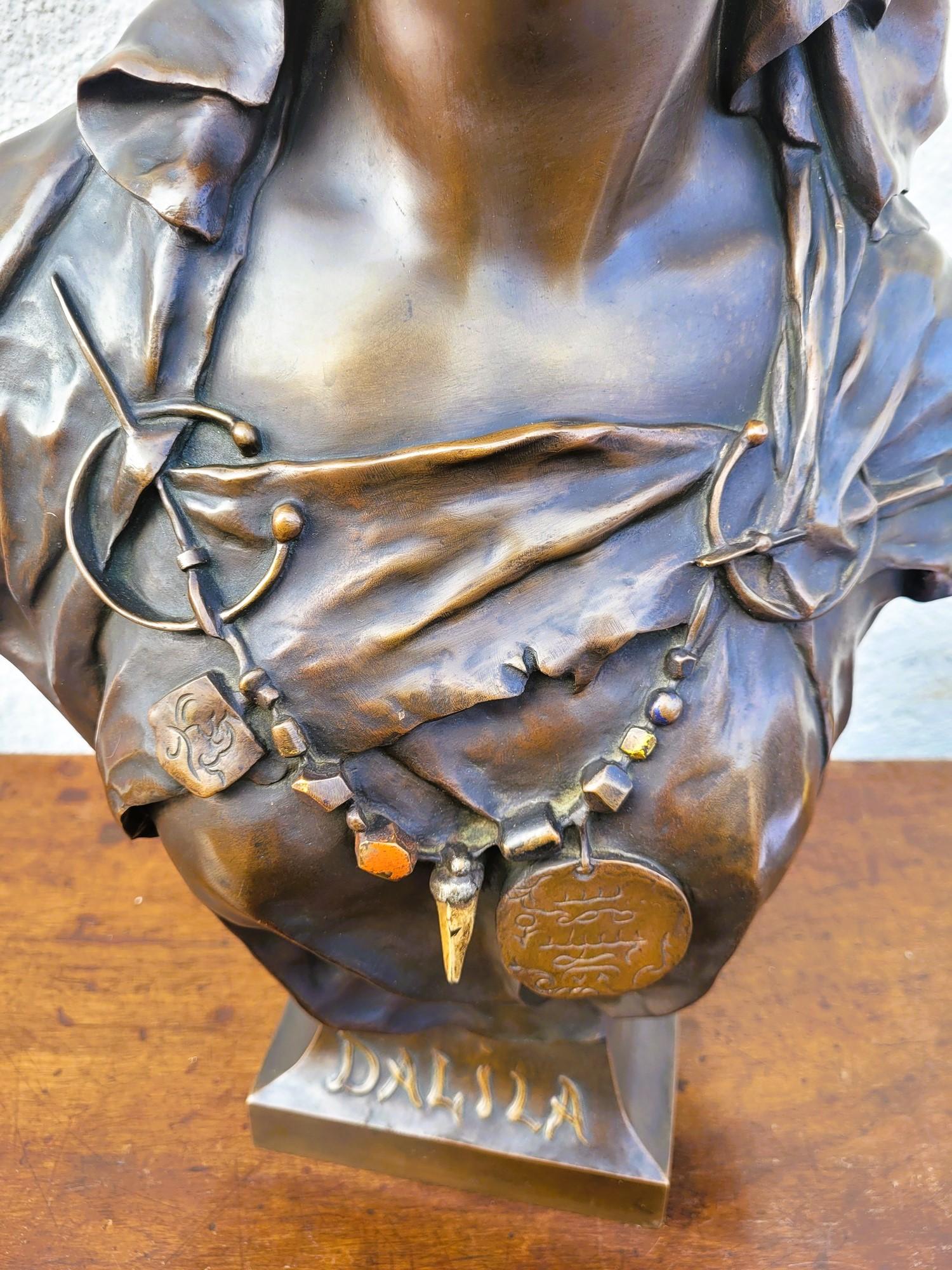 Francese Picault - Dalila, scultura in bronzo firmata, fine XIX secolo in vendita