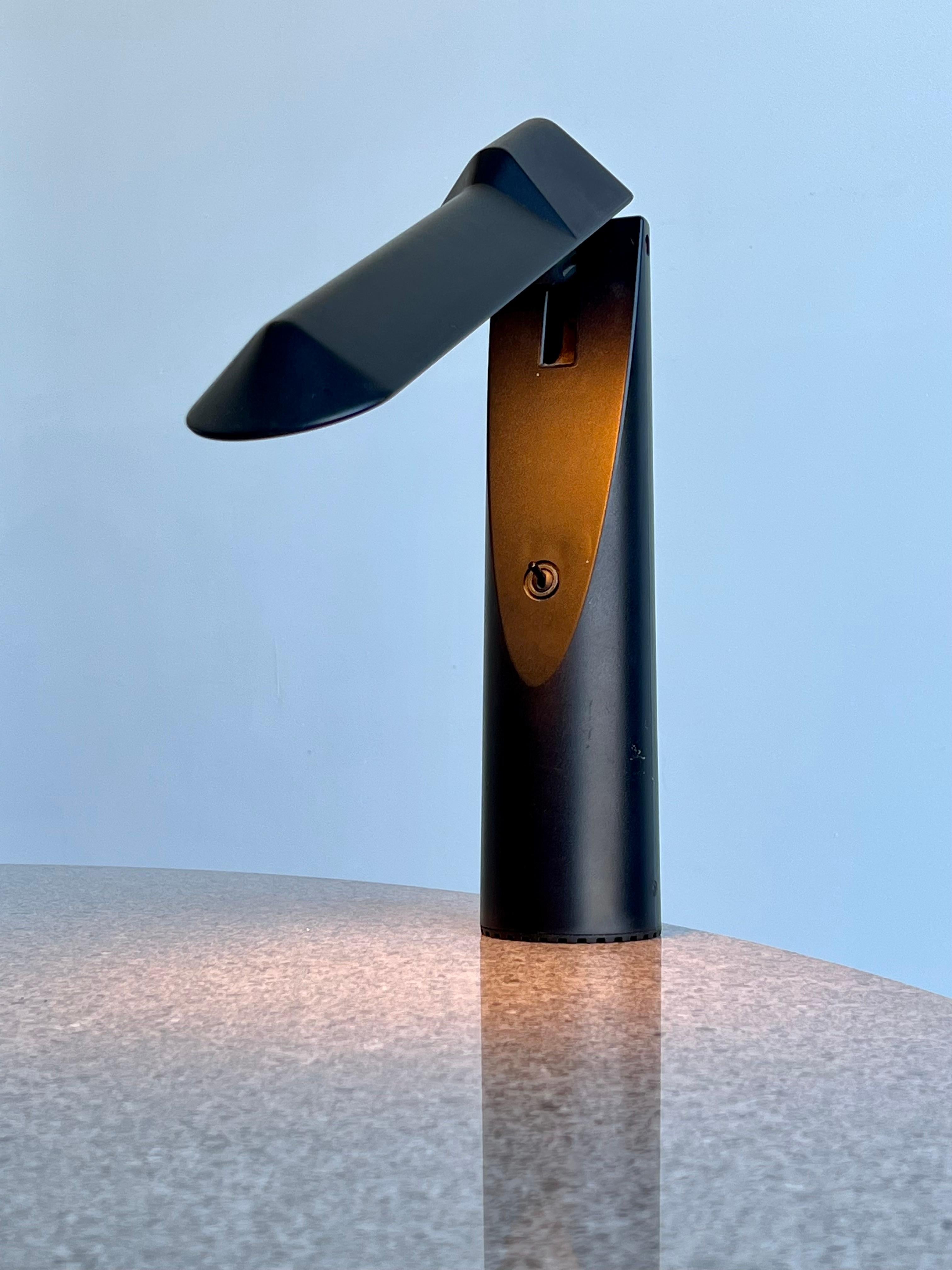 Picchio Table Lamp by Isao Hosoe for Luxo Italiana For Sale 7