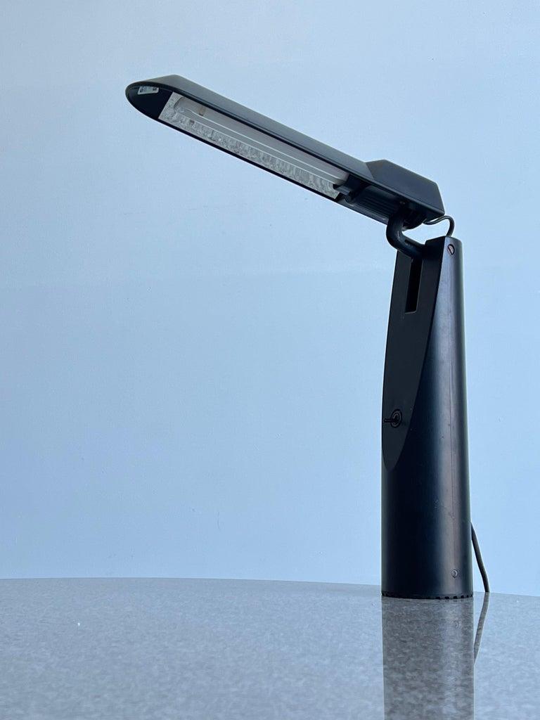 Late 20th Century Picchio Table Lamp by Isao Hosoe for Luxo Italiana For Sale