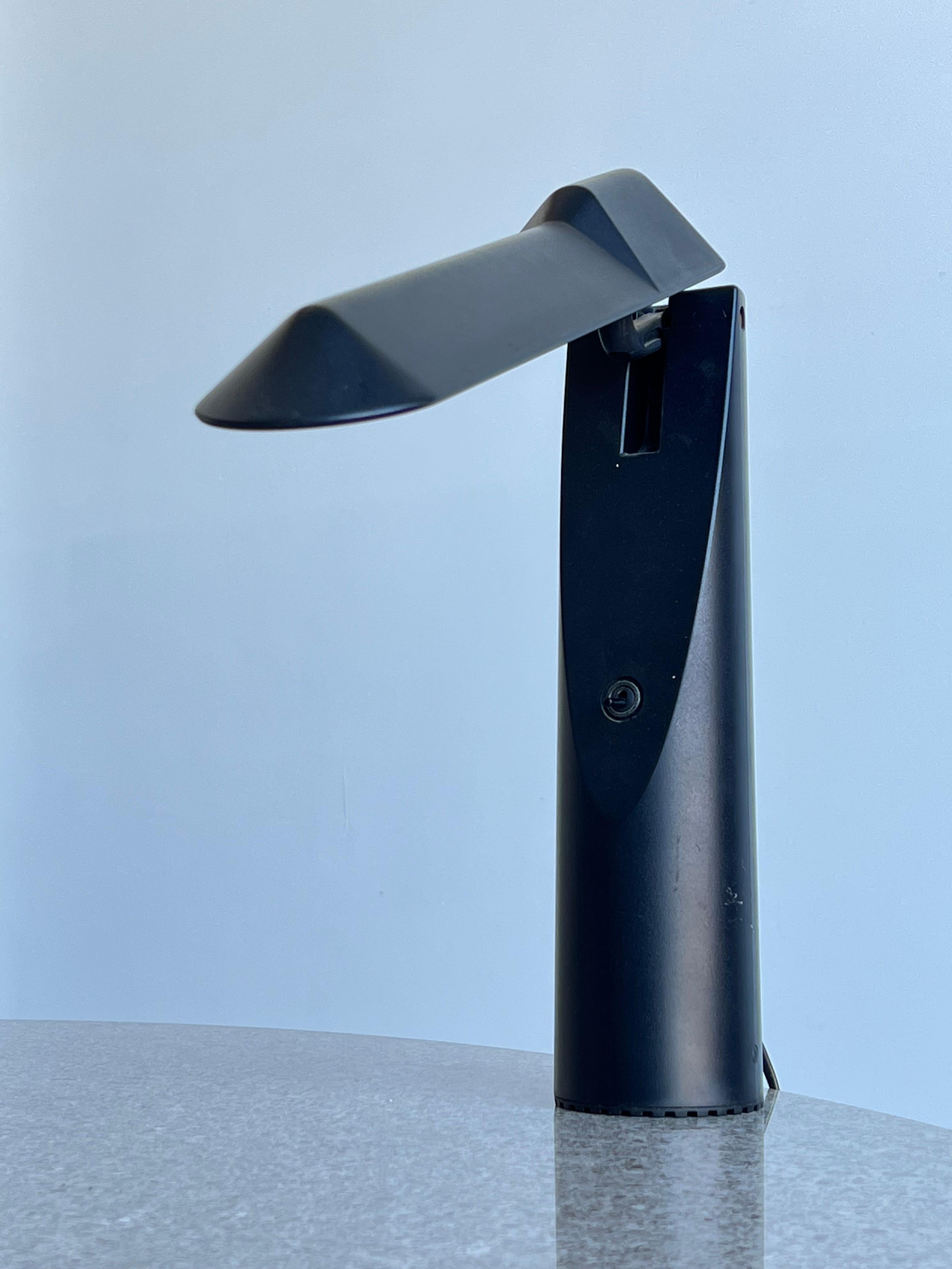 Plastique Lampe de bureau Picchio par Isao Hosoe pour Luxo Italiana en vente