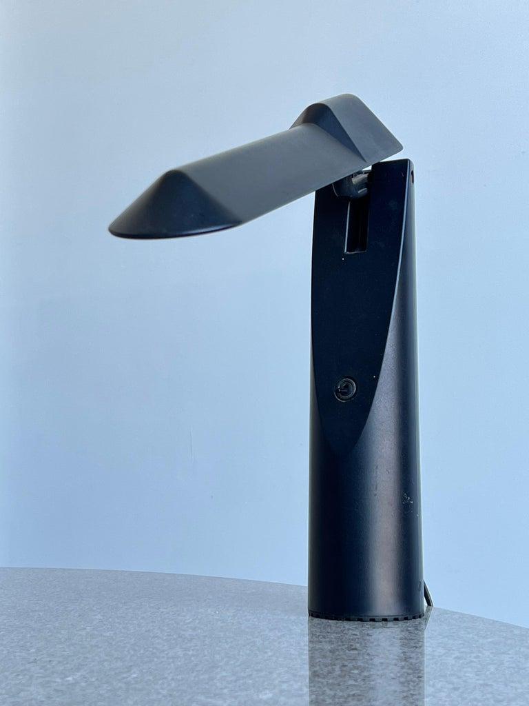 Métal Lampe de table Picchio par Isao Hosoe pour Luxo Italiana en vente