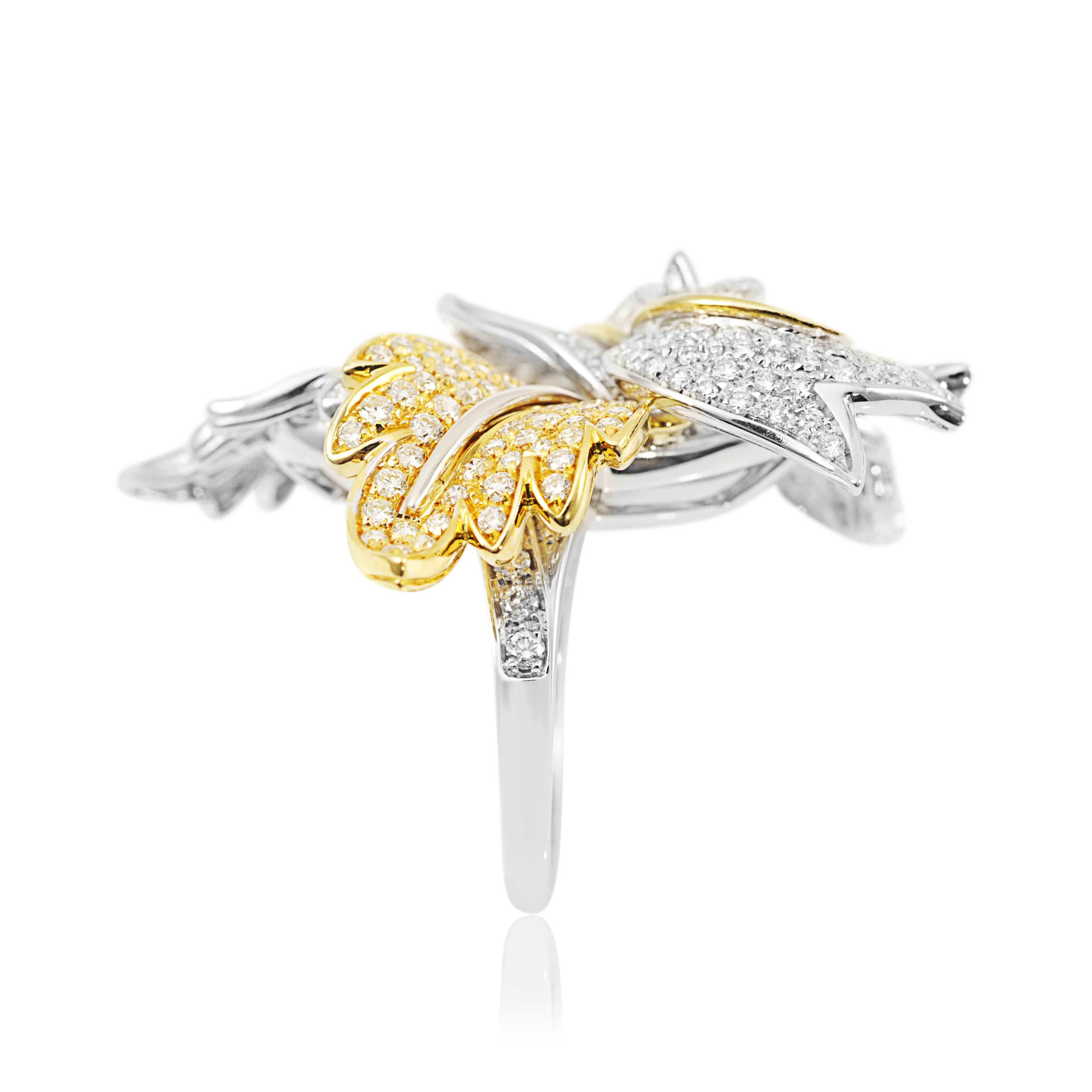 Women's Picchiotti 18 Karat White and Yellow Round Diamond Cocktail Ring For Sale
