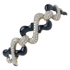 Retro Picchiotti 18 Karat White Gold, 7.32 Carat Diamonds and Black Onyx Bracelet