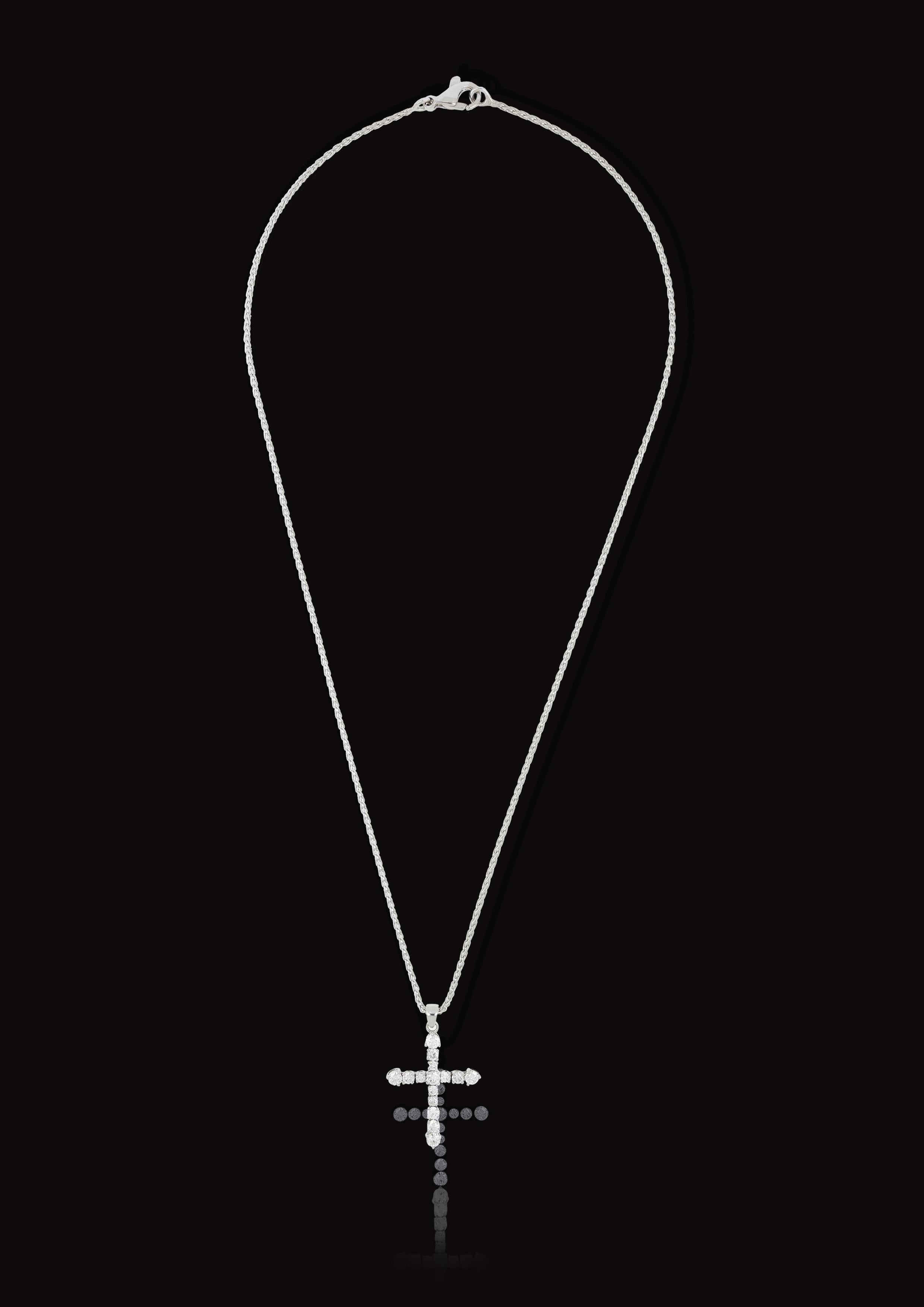 Contemporary Picchiotti 18K White Gold Diamond Cross Pendant For Sale