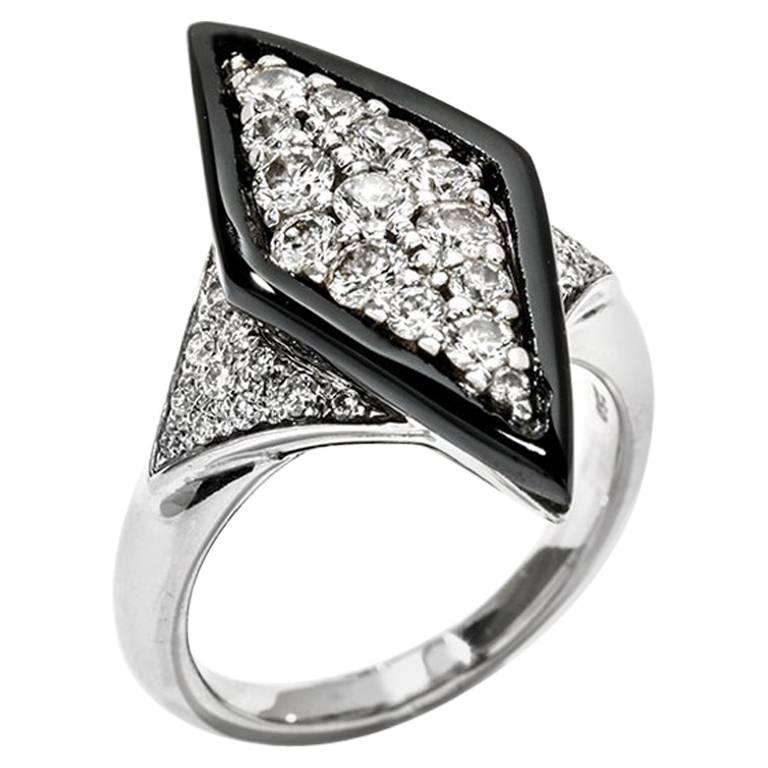 Picchiotti Diamond and Onyx Ring 18 Karat White Gold 1.09 Carat For Sale