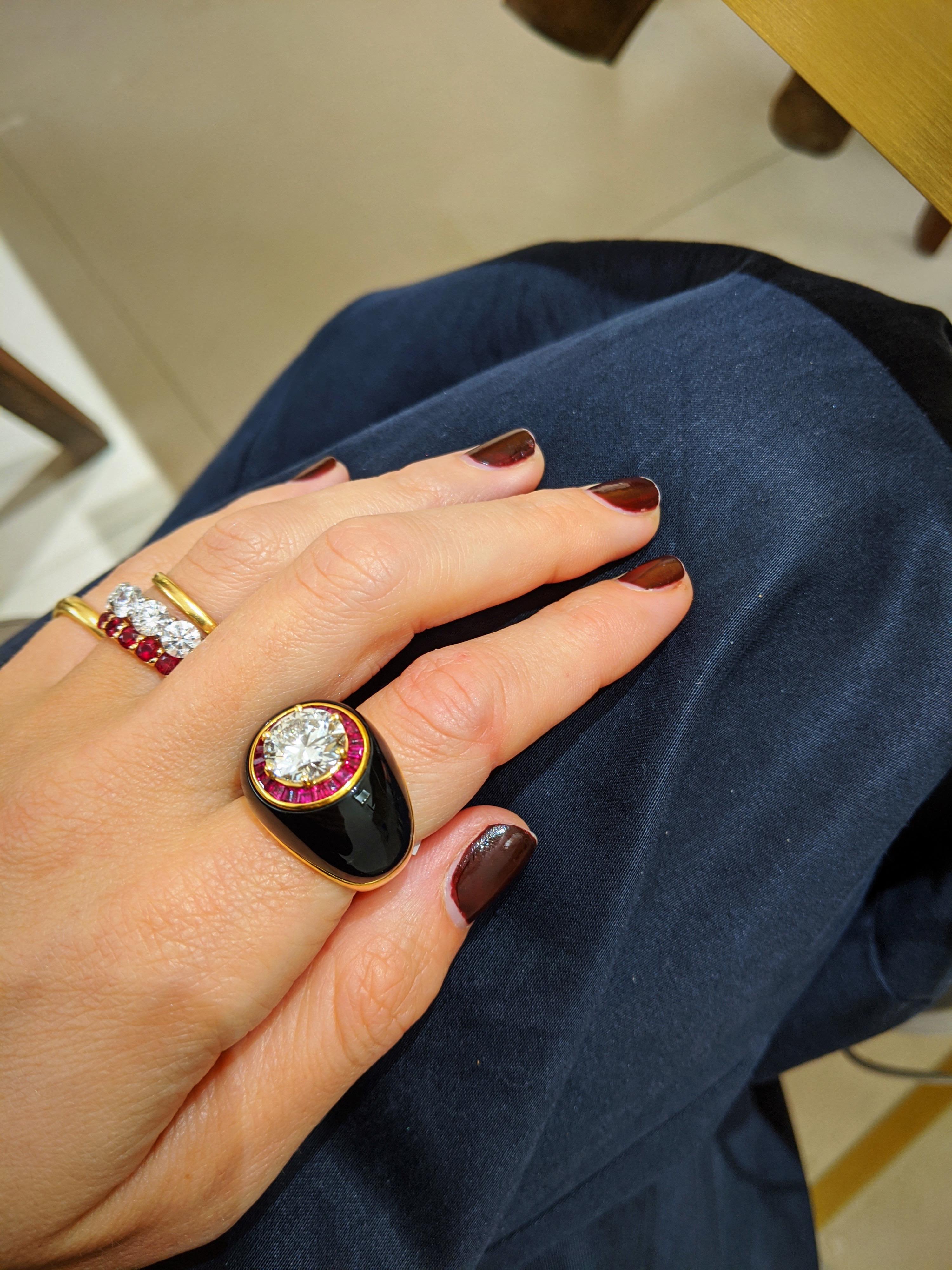 Picchiotti, GIA 3.00 Carat Diamond Ring in Unique Ruby and Onyx Setting In New Condition In New York, NY