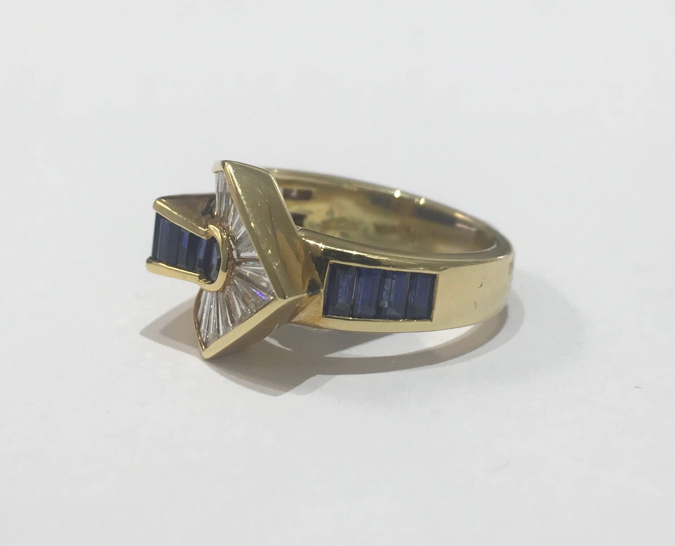 Picchiotti Unsichtbar gefasster Baguette-Ring mit Diamanten und Saphiren im Zustand „Neu“ im Angebot in New York, NY
