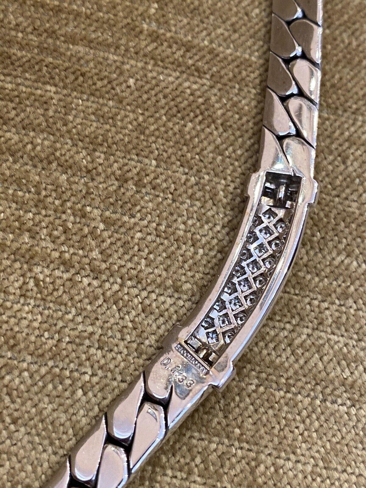 PICCHIOTTI Pavé Diamond Curb Link Necklace in 18k White Gold In Excellent Condition For Sale In La Jolla, CA