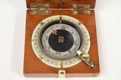 Kleiner Kompass aus Mahagoni und Messing, der von britischen Fliegeroffizieren verwendet wurde 1915