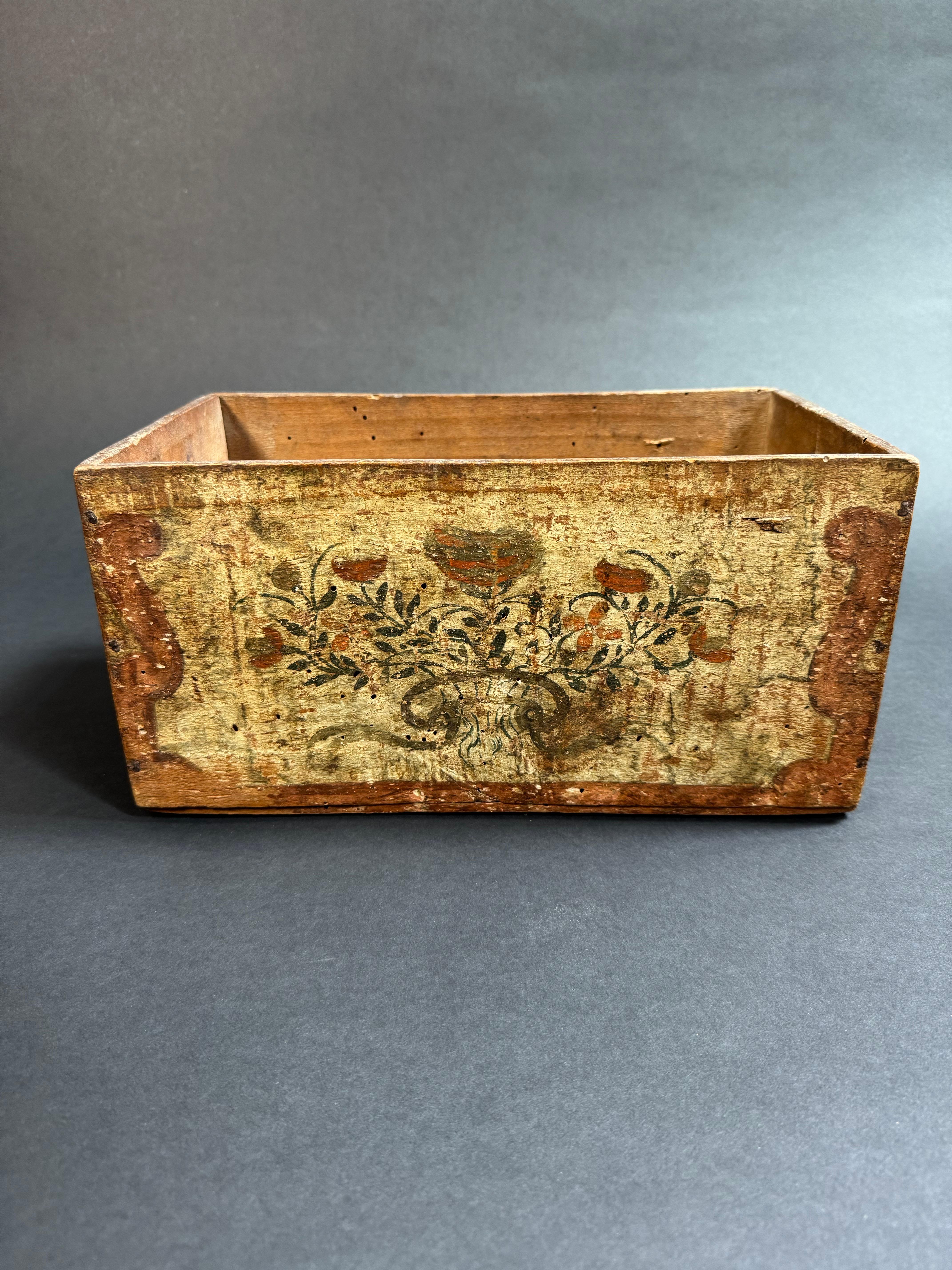 italien Piccola cassetta in legno dipinta - Puglia XVIII secolo en vente