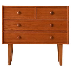 Vintage Small Scandinavian teak chest of drawers