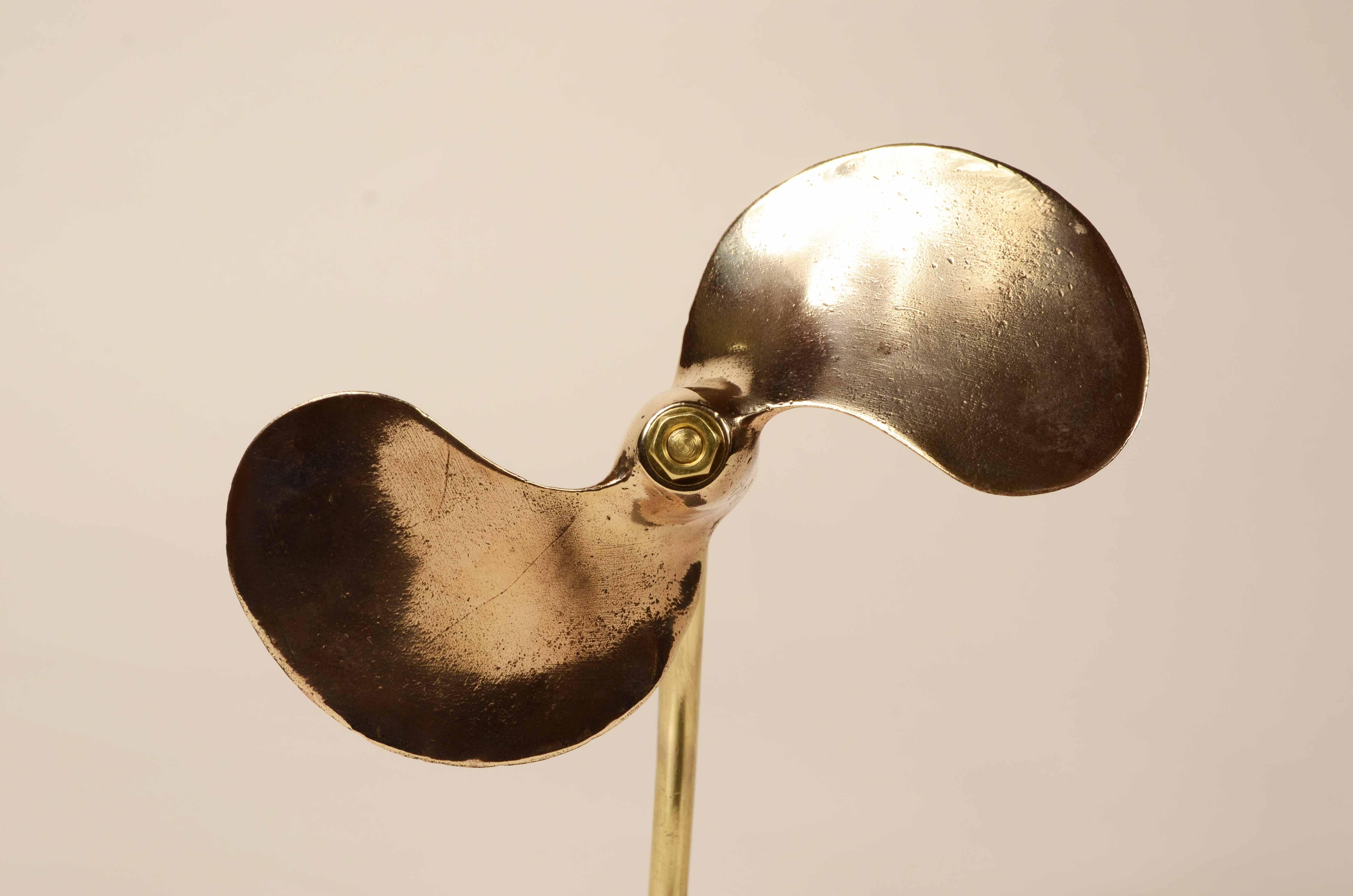 Small propeller  bronze bipalas, British manufacture of the 1930s For Sale 1