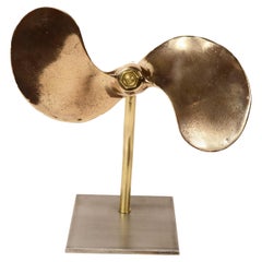 Hélice pequeña  bipalas de bronce, fabricación británica en los años 30