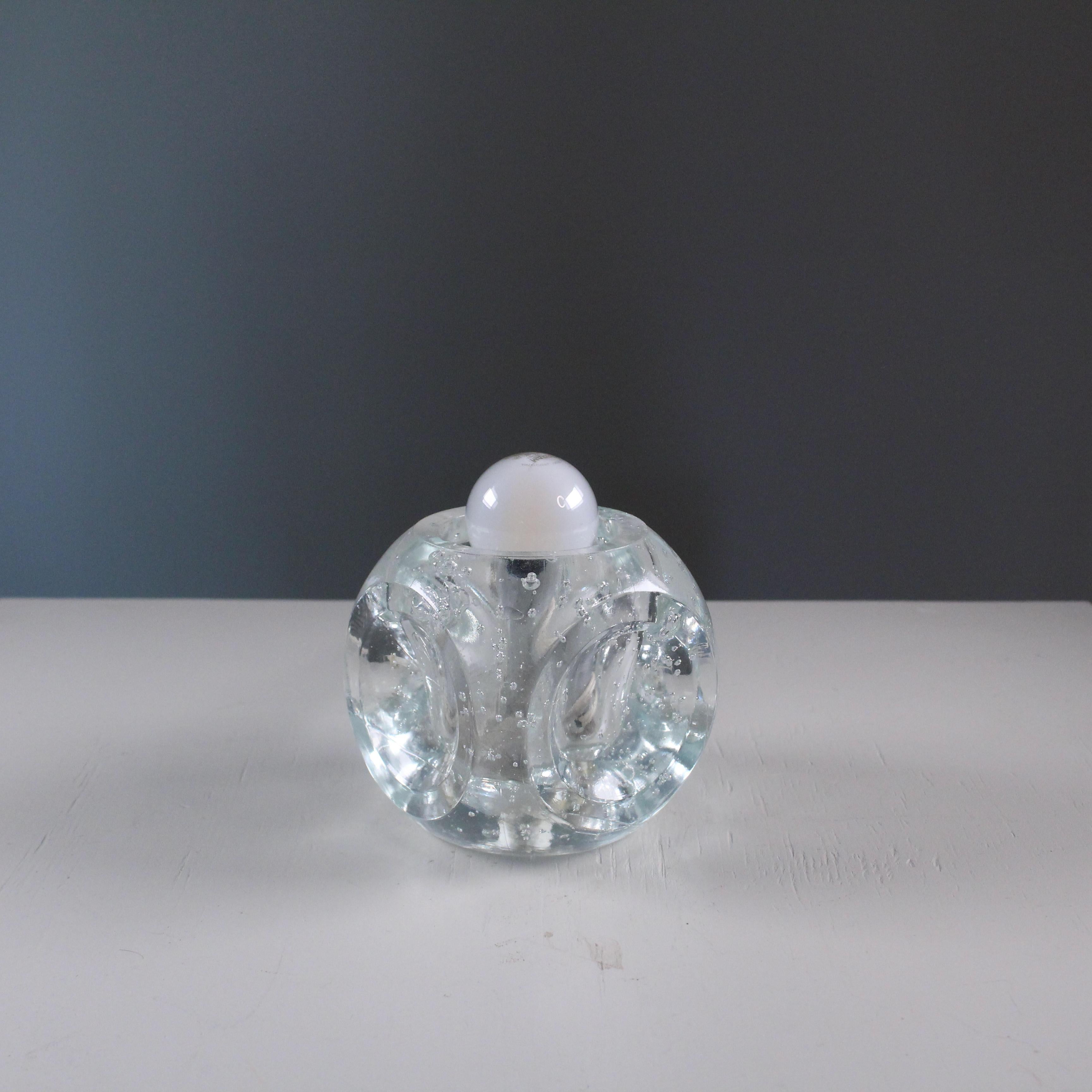 Small bubble glass table lamp, 1970s In Good Condition For Sale In Milano, Lombardia