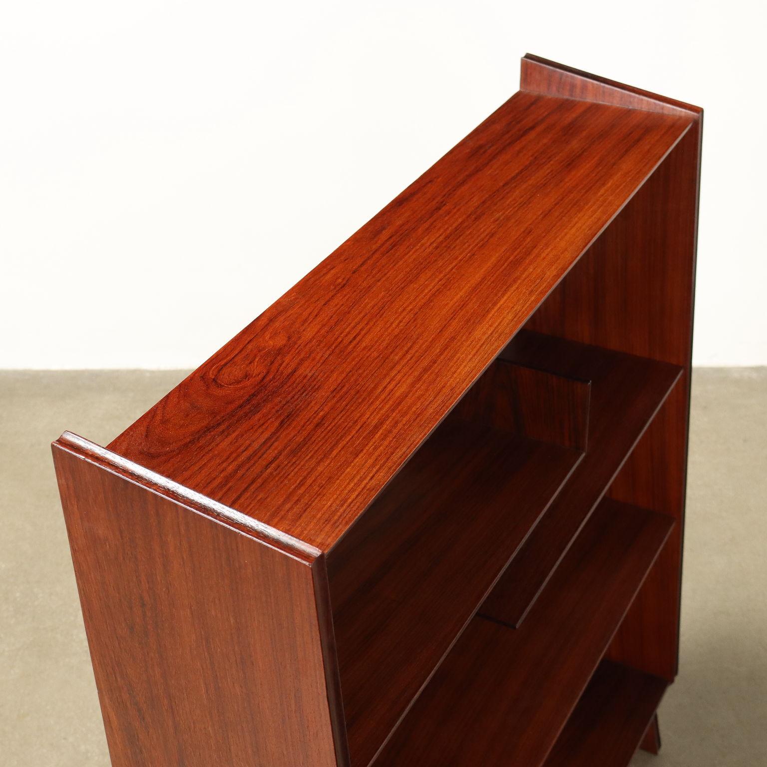 Small Bookcase 1950s In Excellent Condition For Sale In Milano, IT