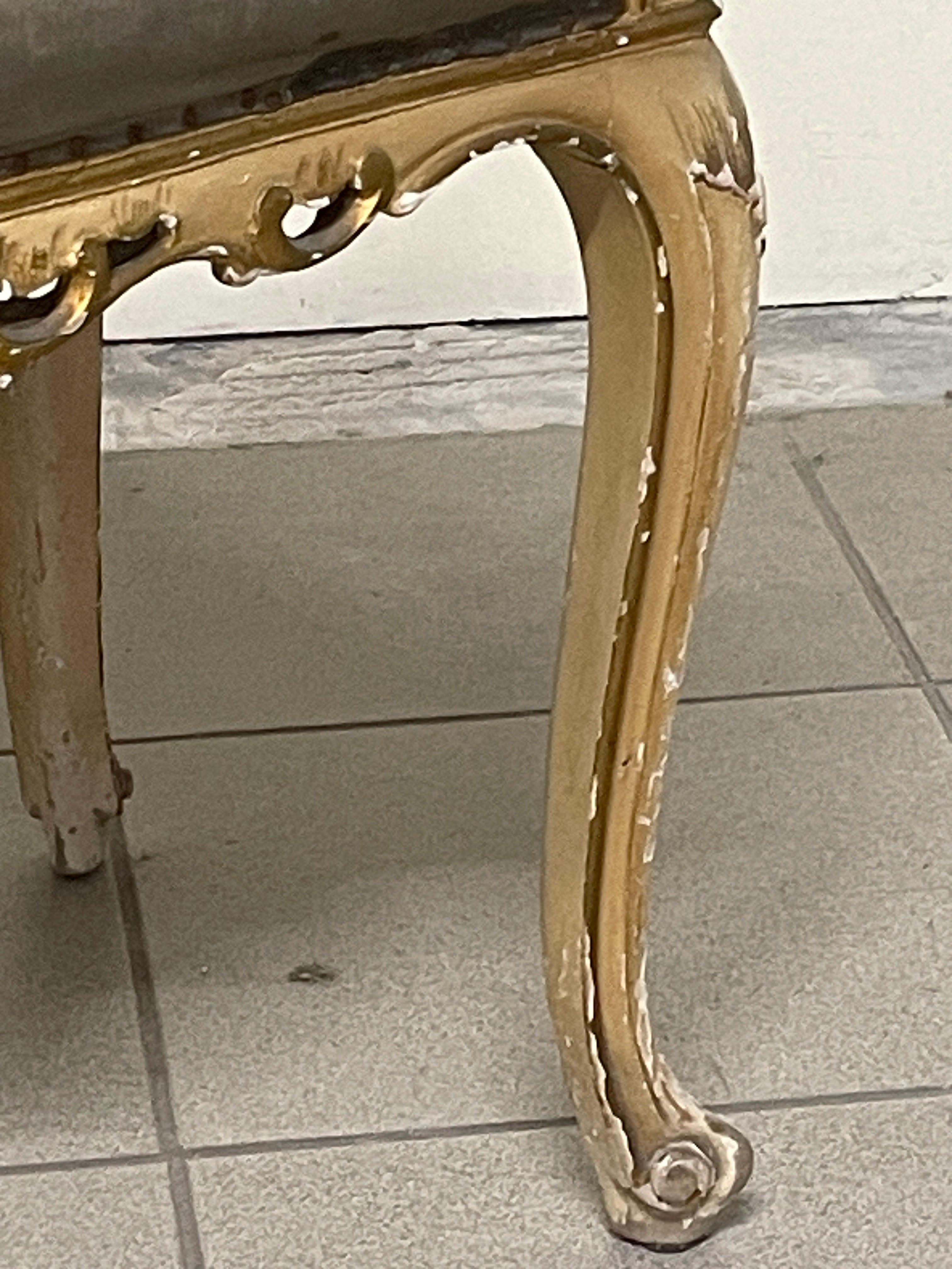 Small 1940s Louis XV style bench For Sale 6