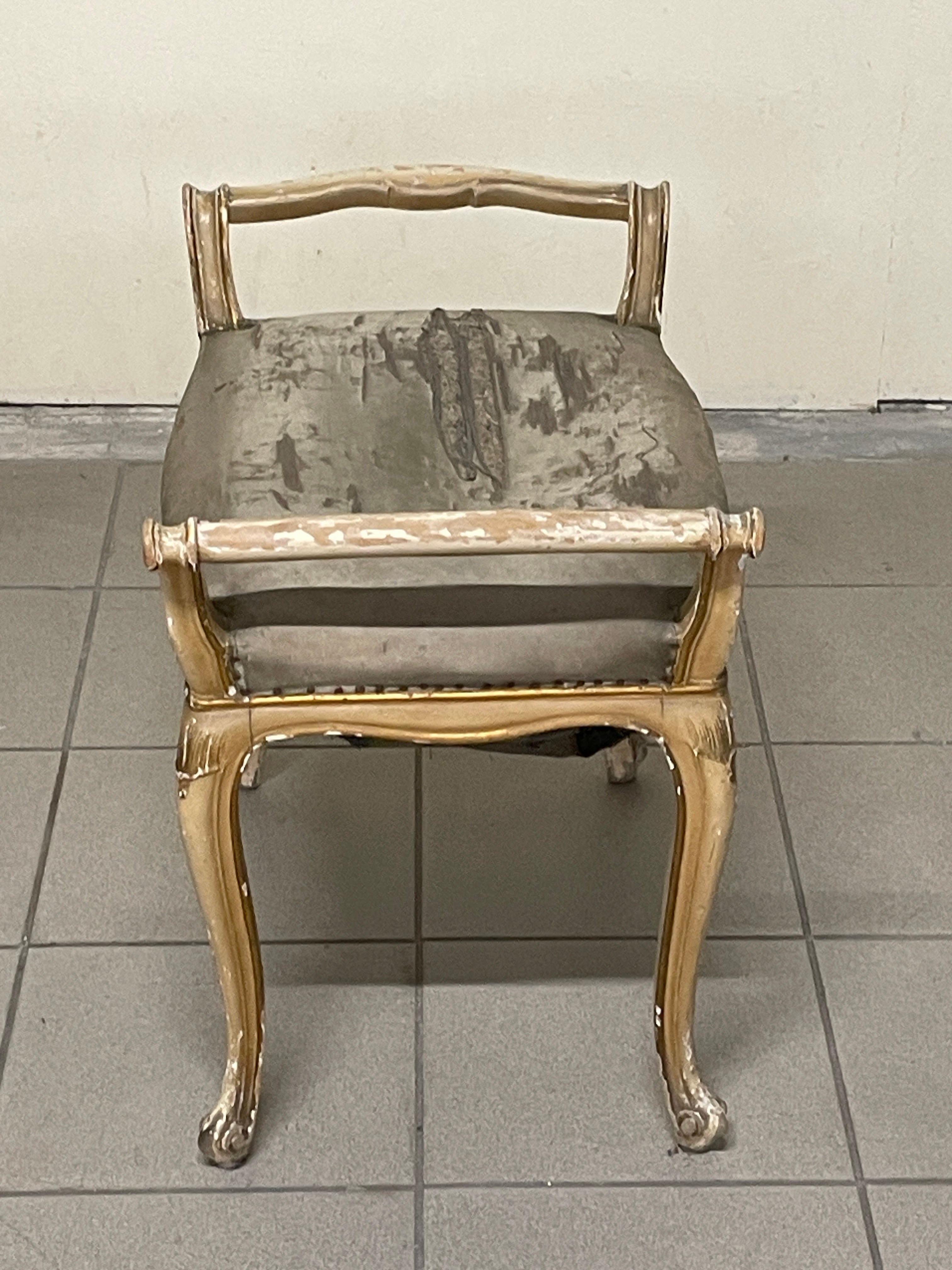 Fabric Small 1940s Louis XV style bench For Sale